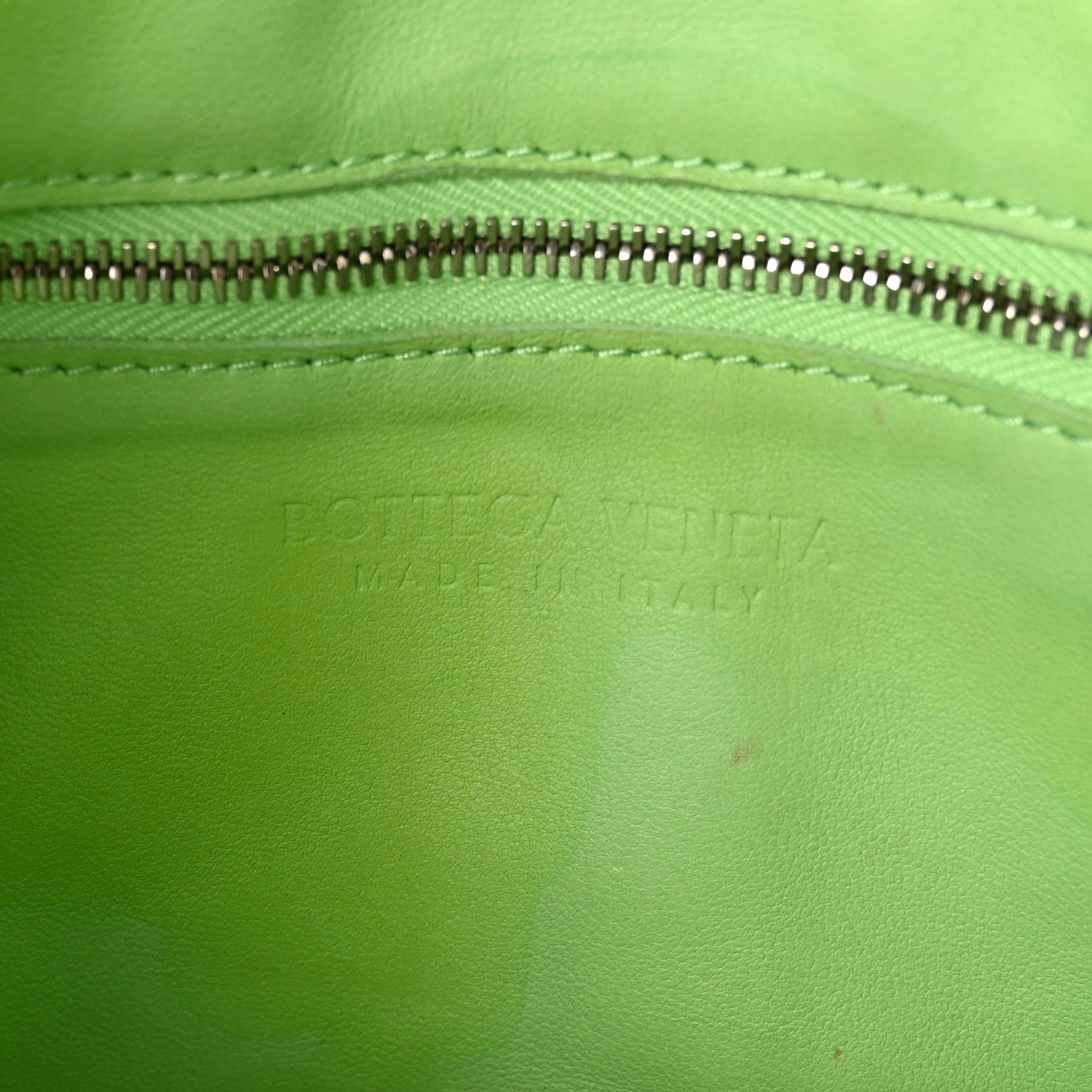 Bottega Veneta Lambskin Maxi Intrecciato Cassette Crossbody Bag Pistachio 12 of 14