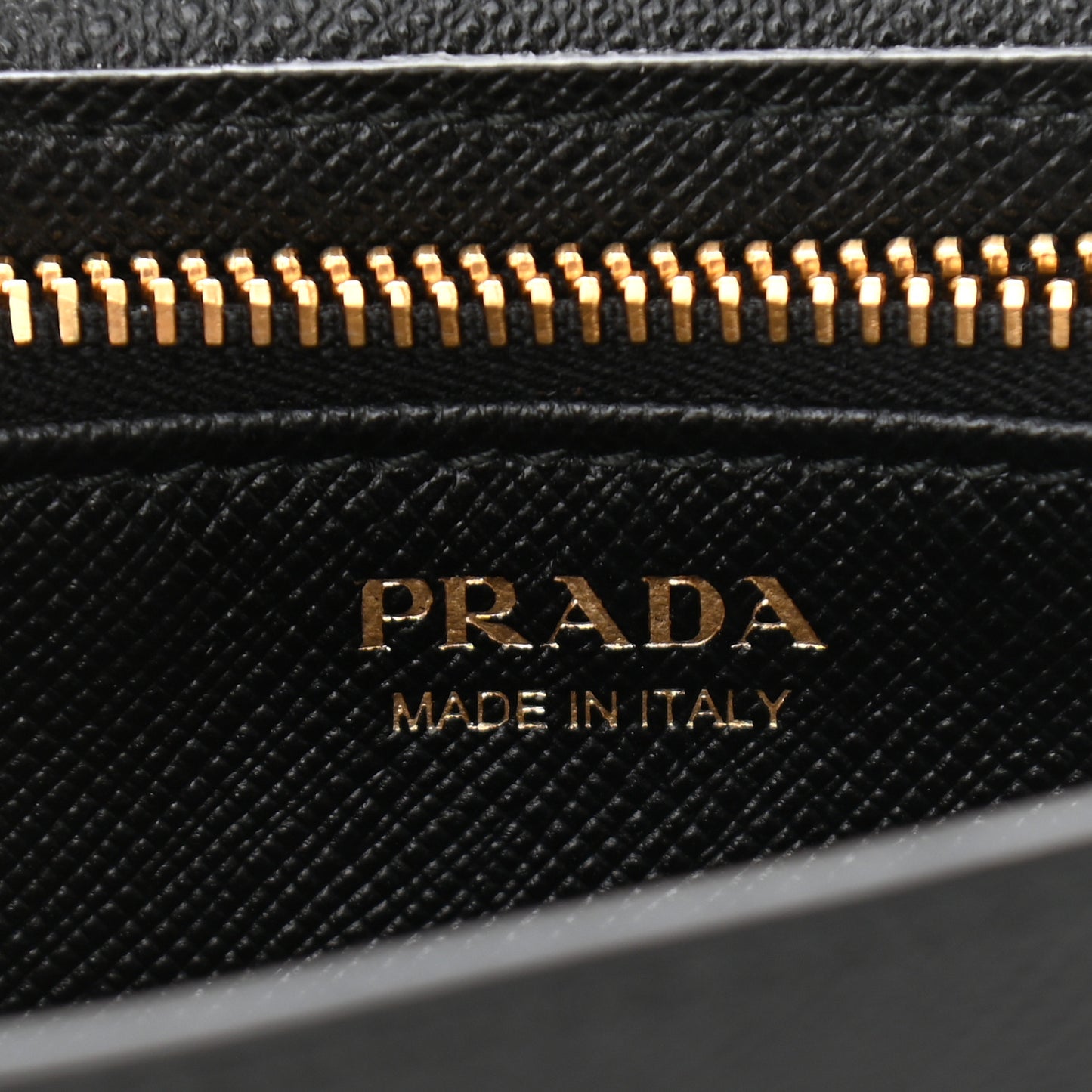 Saffiano Metal Mini Chain Wallet Black