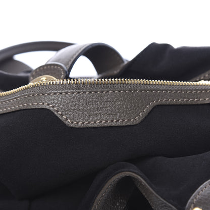 Louis Vuitton Mahina L Elephant Gris 5 of 10