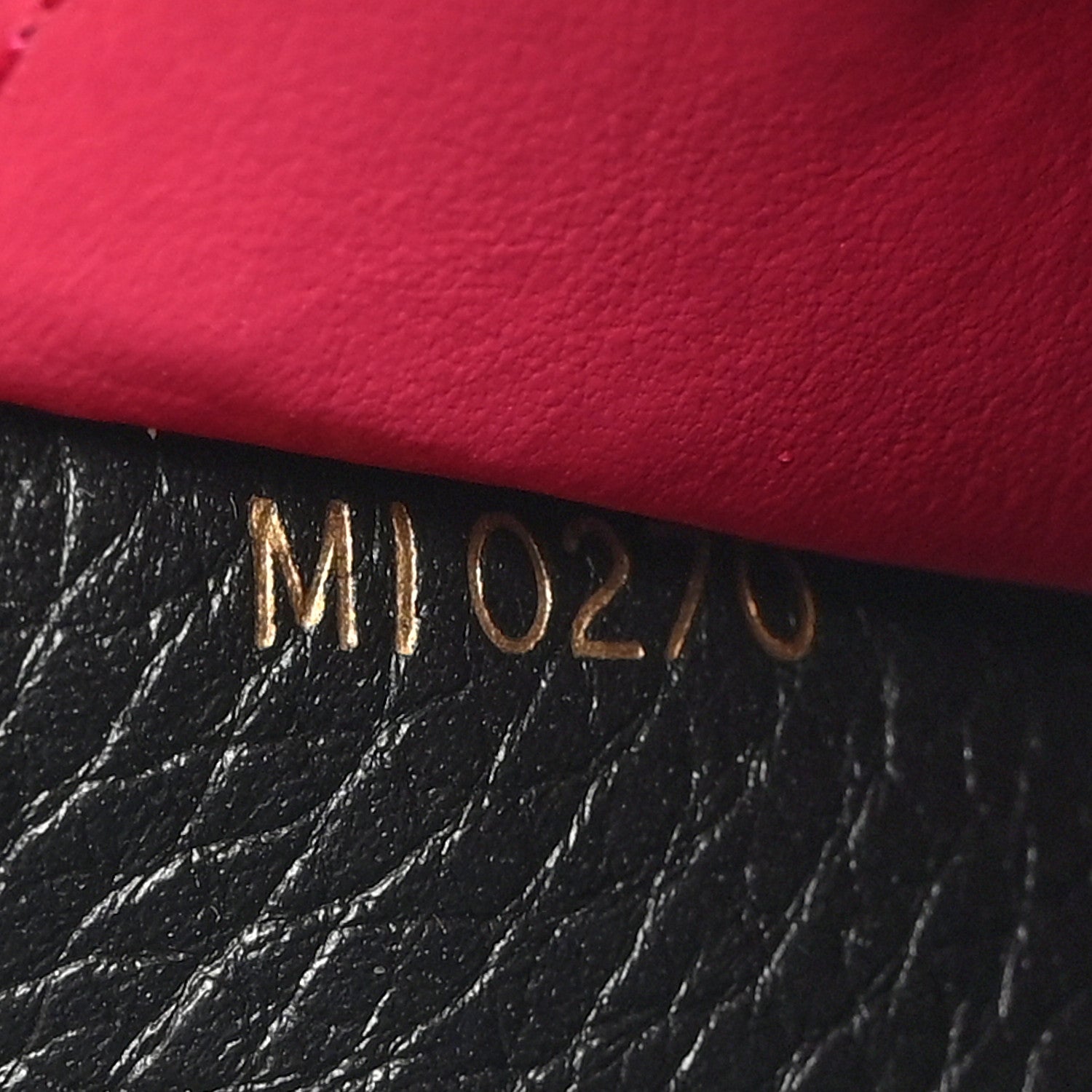 Louis Vuitton Taurillon Capucines Wallet Black 7 of 7