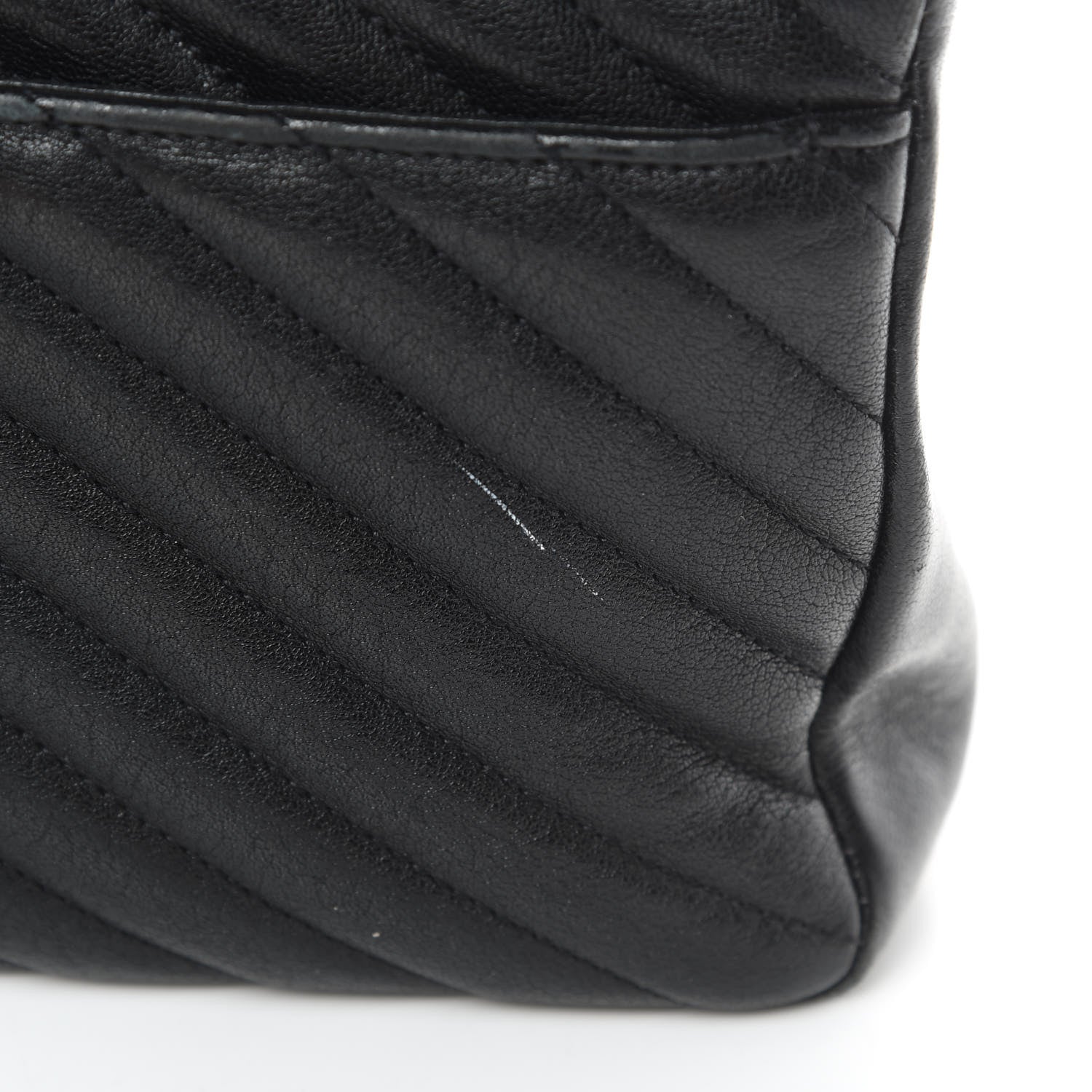 Saint Laurent Sheepskin Matelasse Chevron Monogram Medium College Bag Black 13 of 15