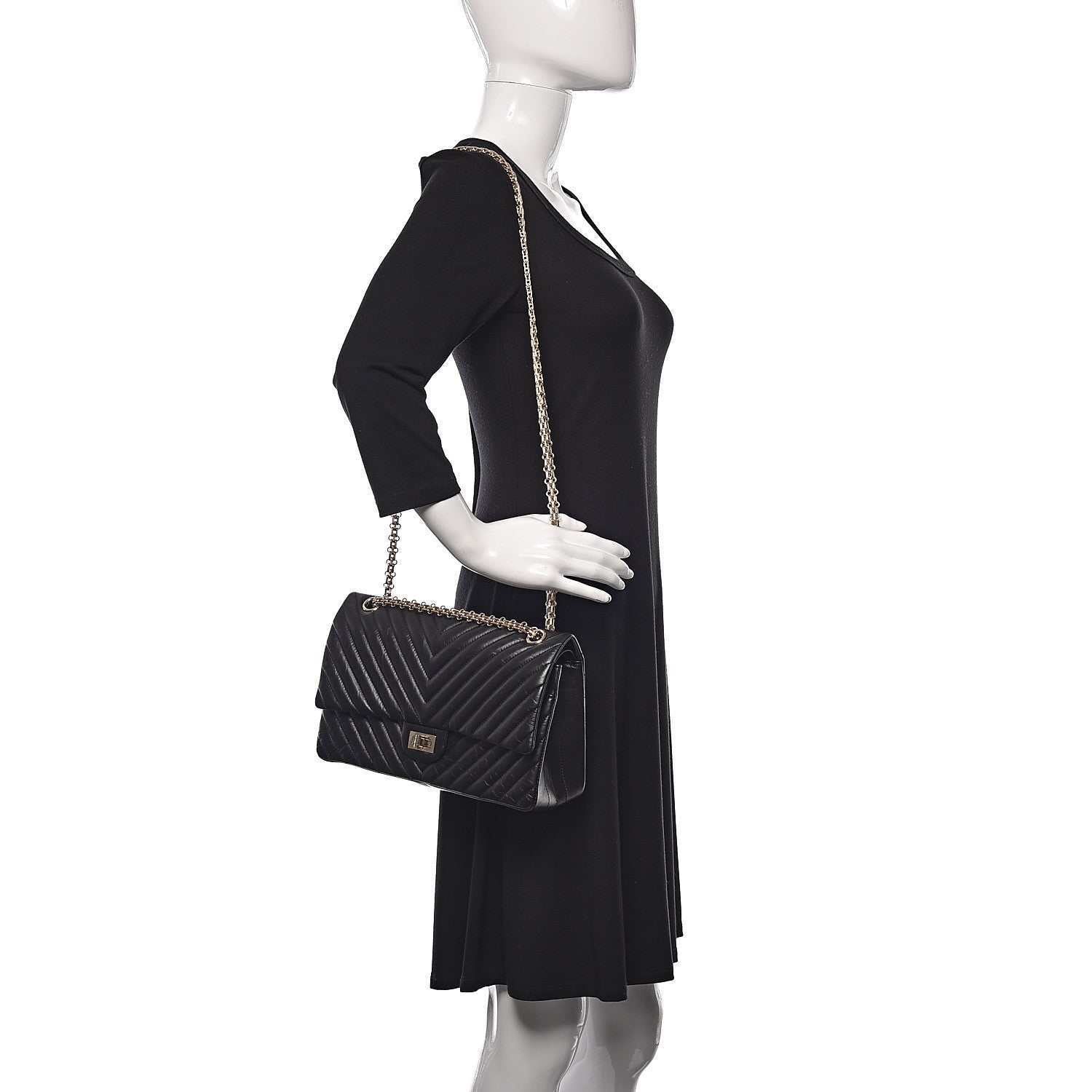 Chanel Aged Calfskin Chevron Quilted 2.55 Reissue 226 Flap Black 2 of 11