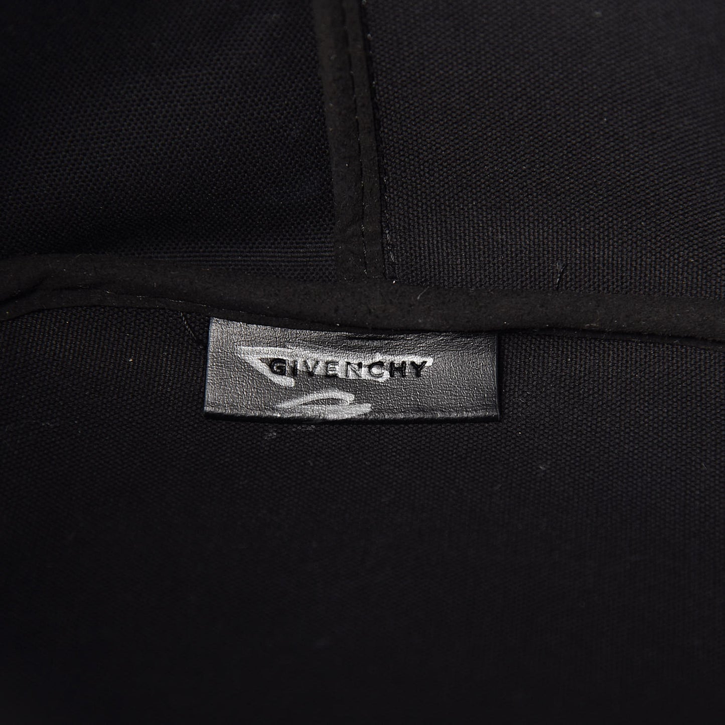 Textured Coated Canvas Rottweiler Pint Large Antigona Tote Black