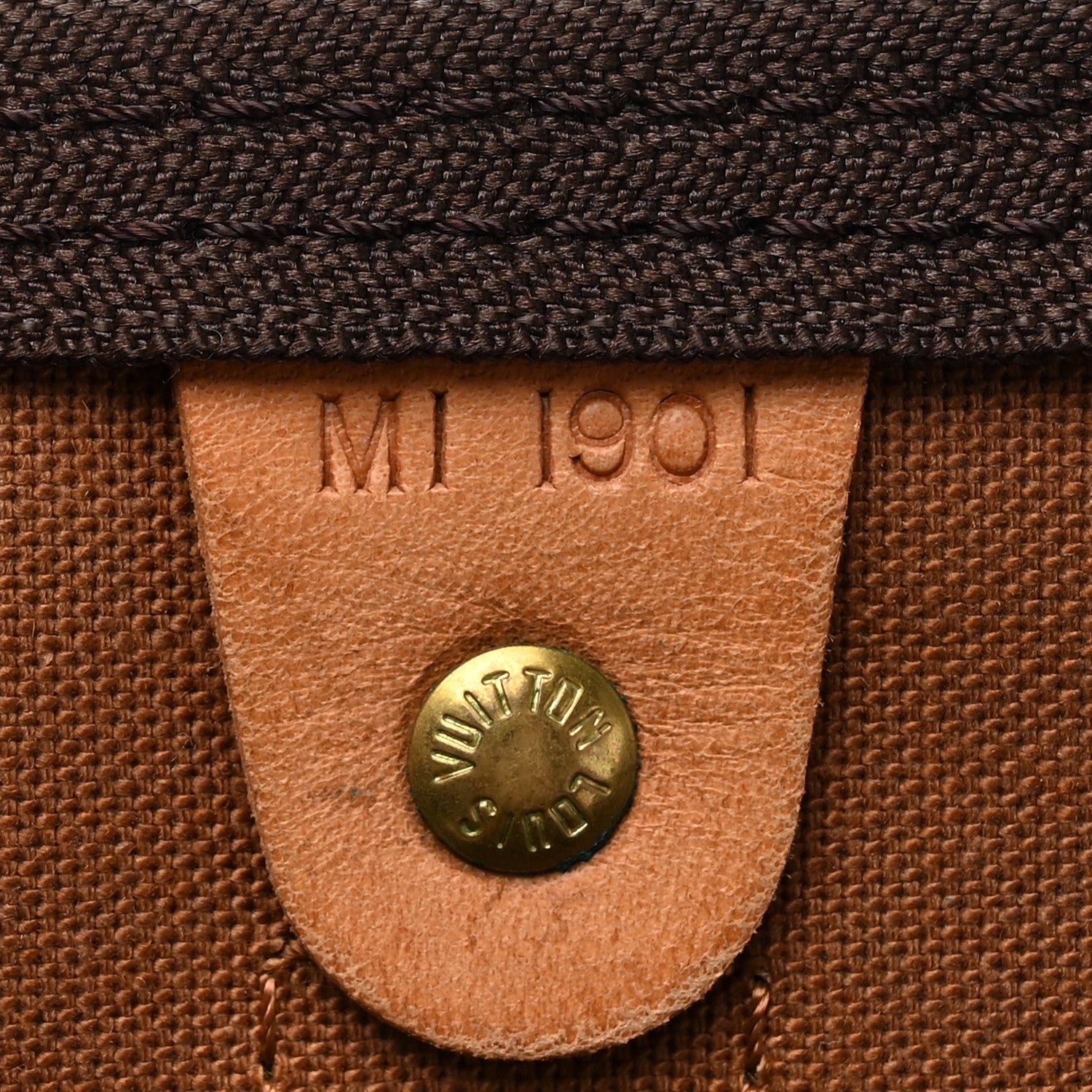 Louis Vuitton Monogram Keepall 55 6 of 17