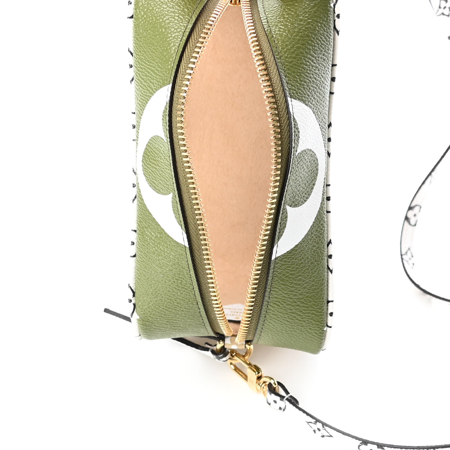 Louis Vuitton Monogram Giant Beach Pouch Kaki 4 of 4