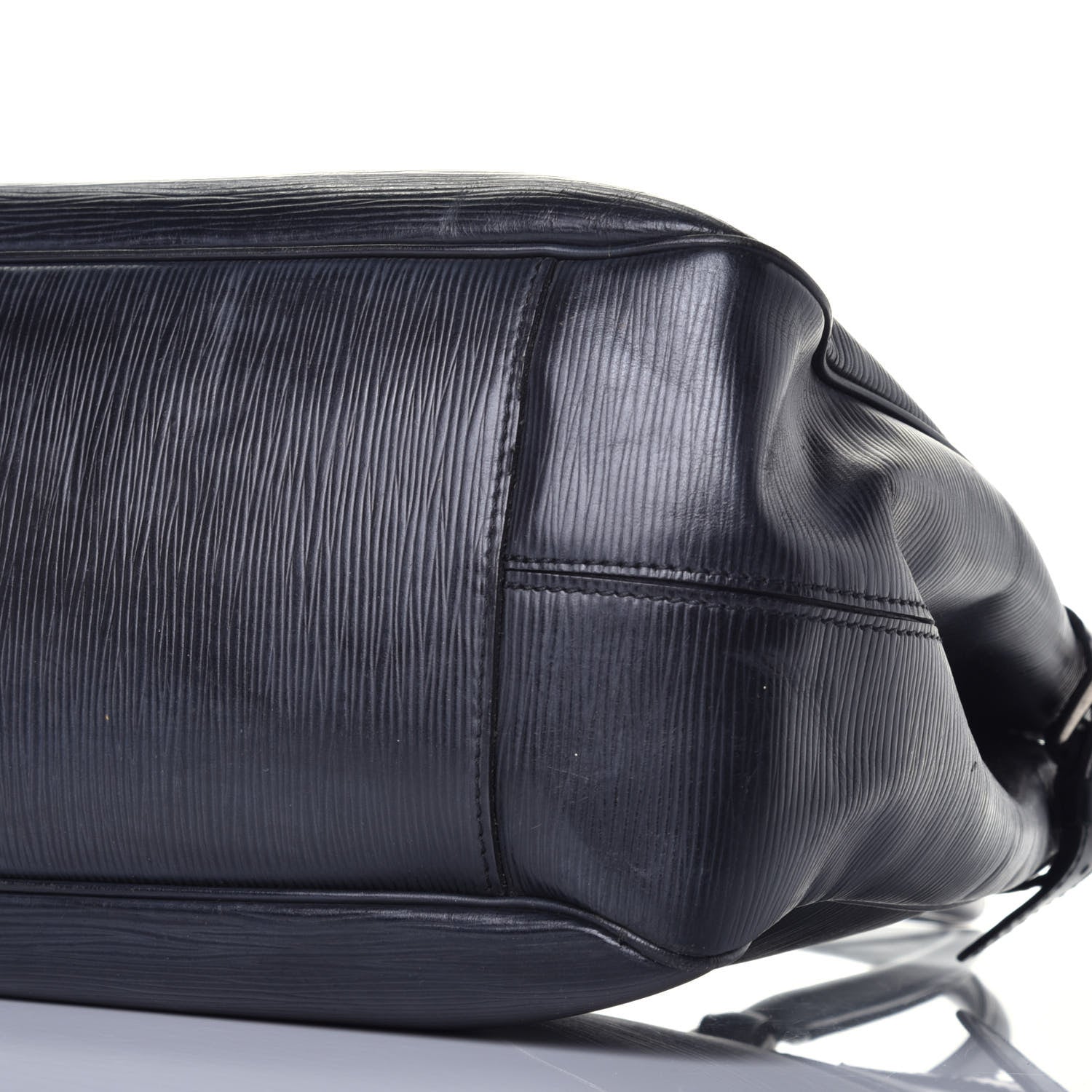 Louis Vuitton Epi Passy GM Black 13 of 15