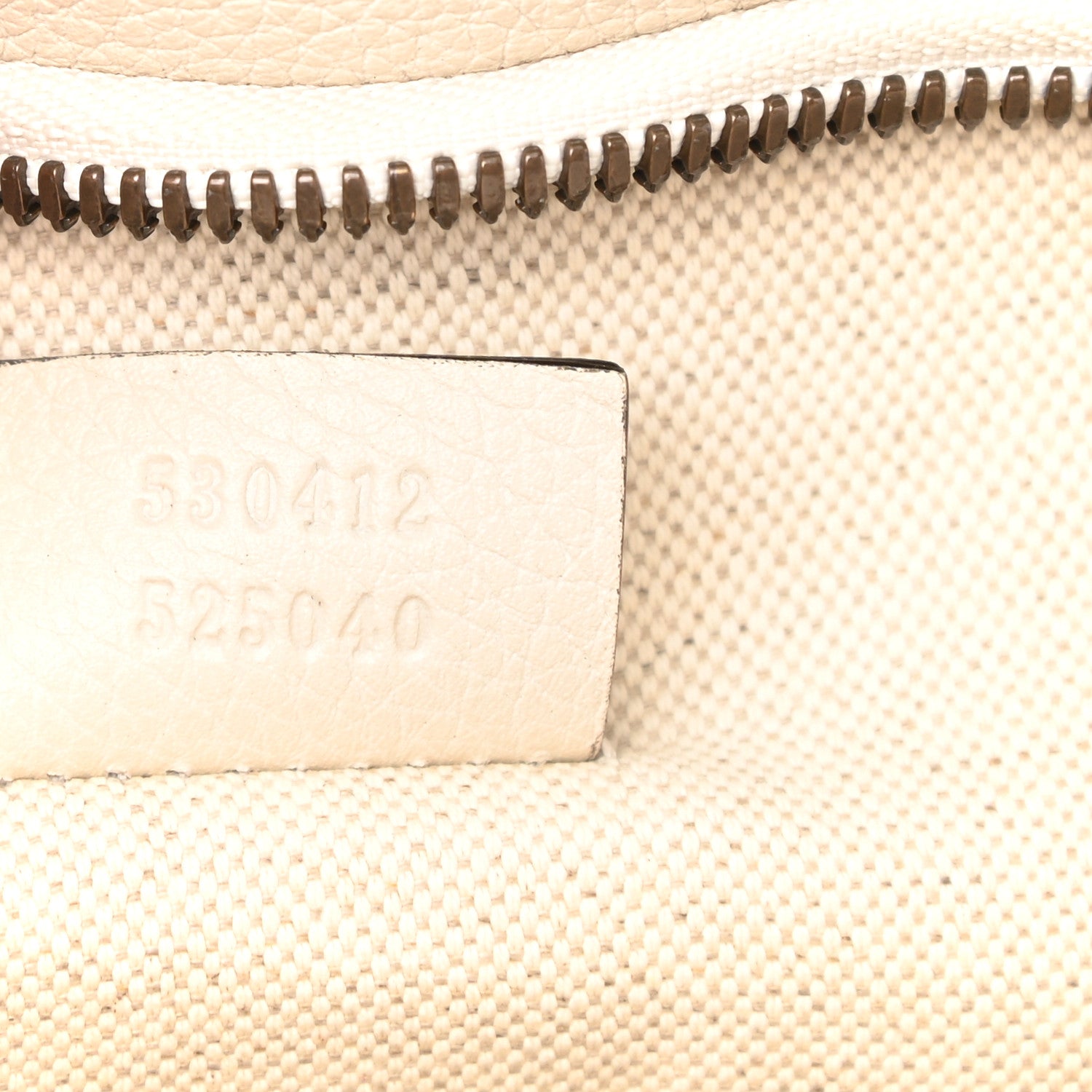 Gucci Grained Calfskin Logo Belt Bag White 7 of 11