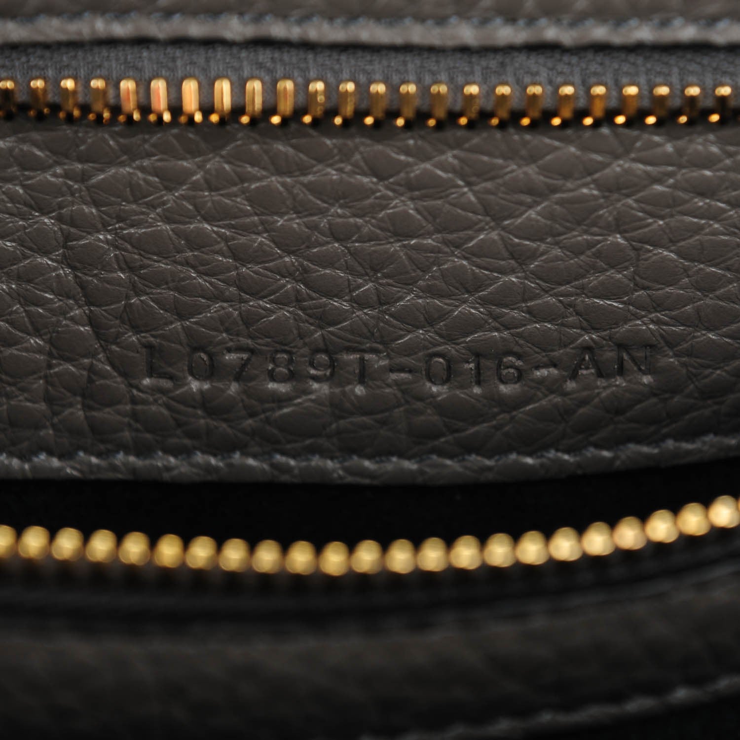 Tom Ford Grained Calfskin Soft Jennifer Saddle Bag Graphite 7 of 7