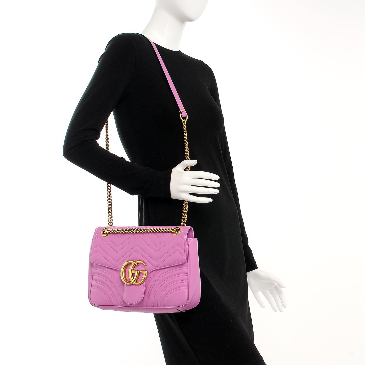 Calfskin Matelasse Medium GG Marmont Shoulder Bag Candy Mousse