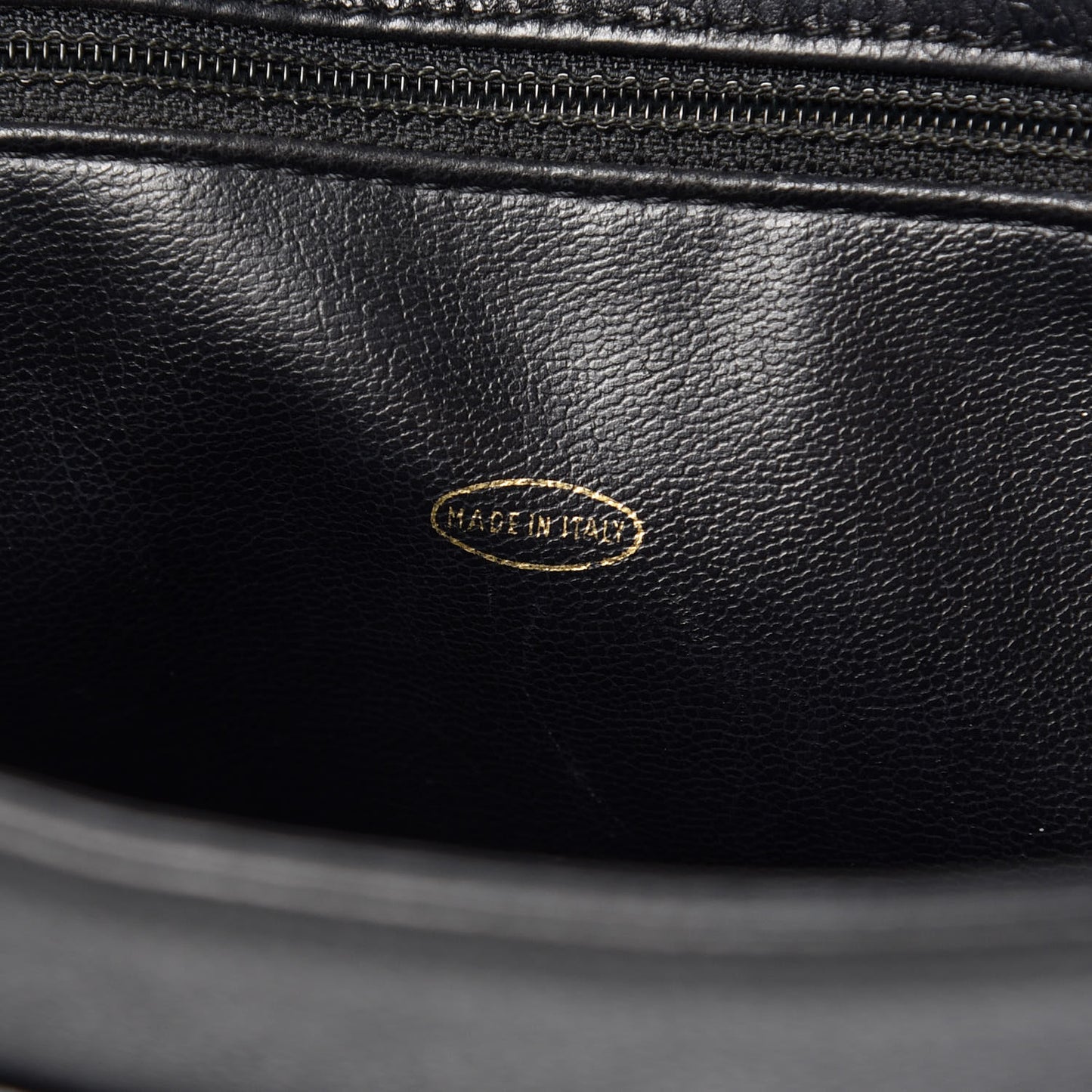 Caviar CC Shoulder Bag Black