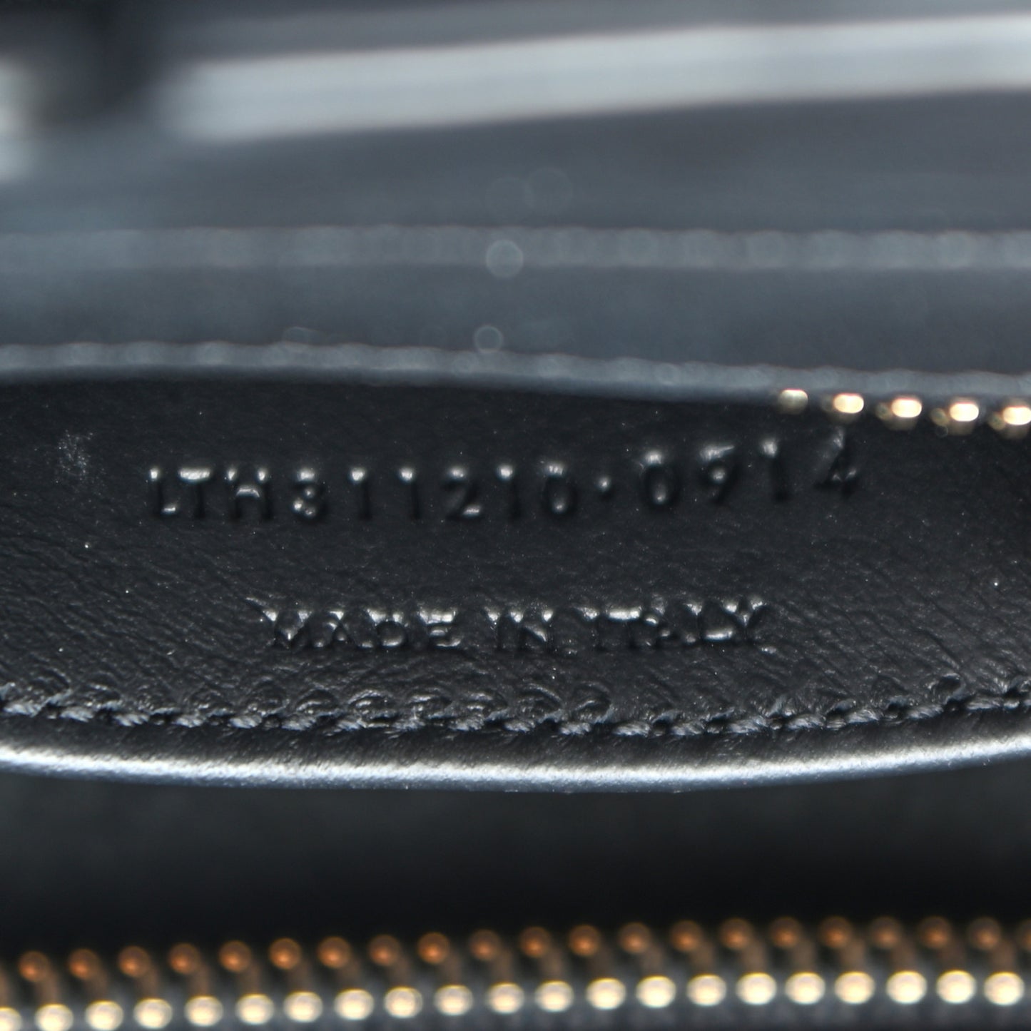 Calfskin Small Classic Y Cabas Black