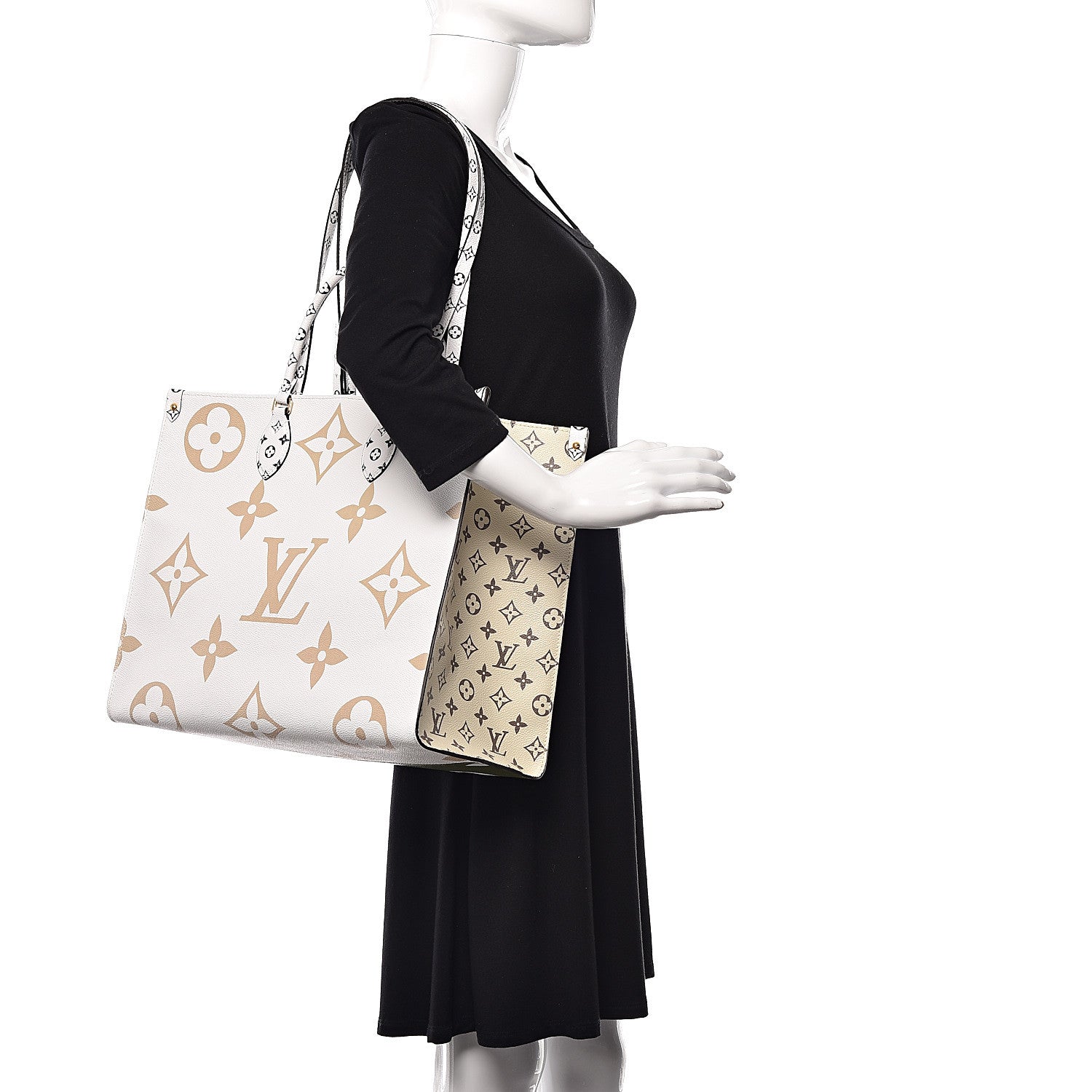 Louis Vuitton Monogram Giant Onthego GM Kaki Beige 2 of 11