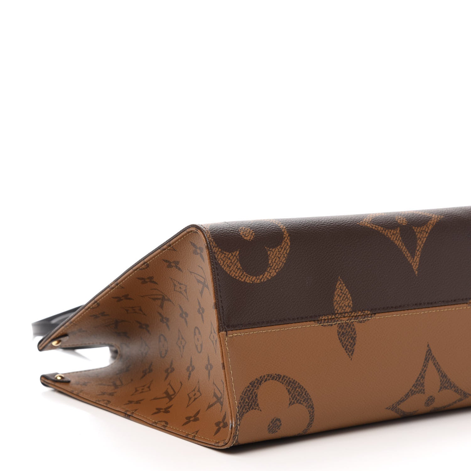 Louis Vuitton Reverse Monogram Giant Onthego MM 6 of 11