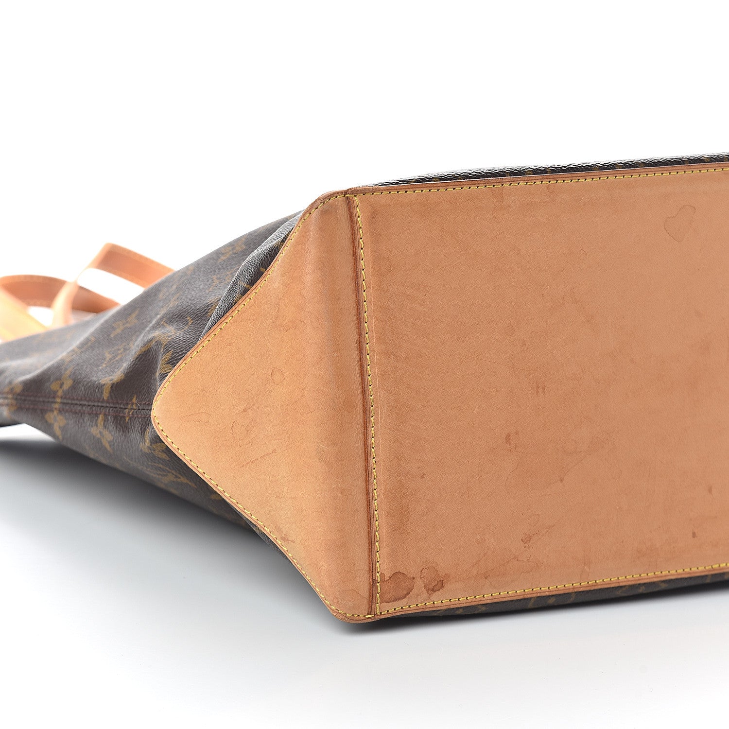 Louis Vuitton Monogram Cabas Mezzo 8 of 9