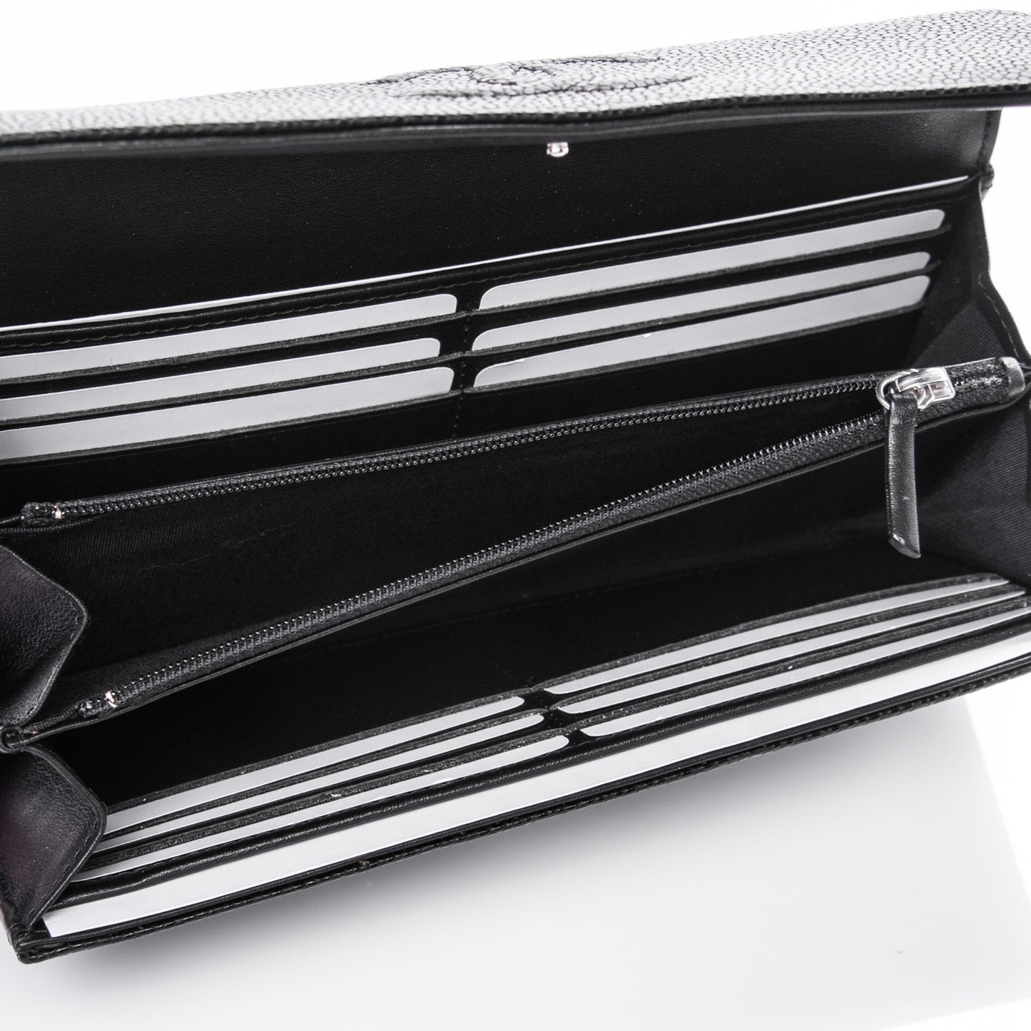 Caviar Timeless CC Large Gusset Flap Wallet Black