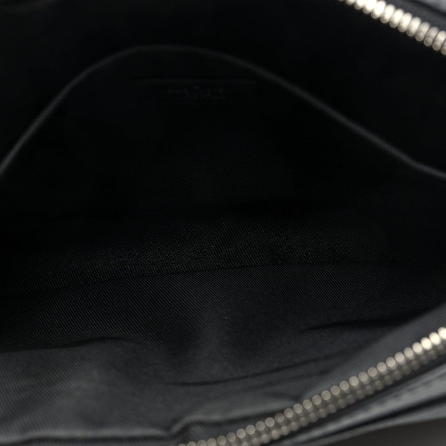 Taiga Monogram Eclipse Outdoor Messenger Black