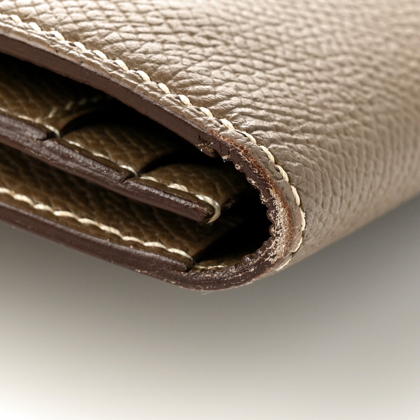Epsom Bearn Gusset Wallet Etoupe