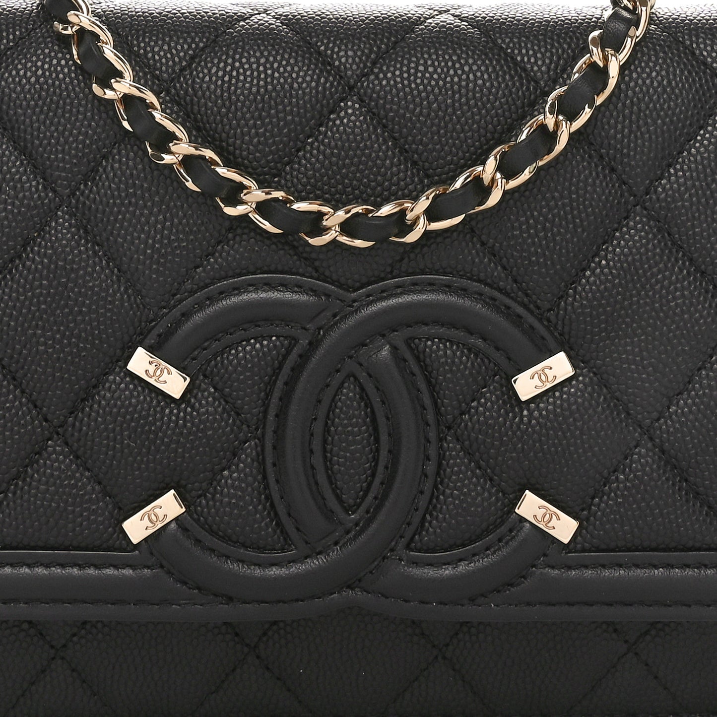 Caviar Quilted CC Filigree Wallet On Chain WOC Black
