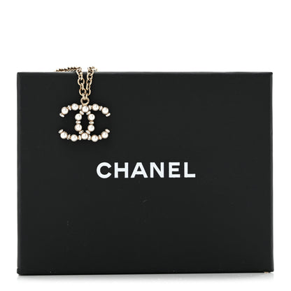 Chanel Crystal Pearl Nefertiti CC Pendant Necklace Gold 6 of 6
