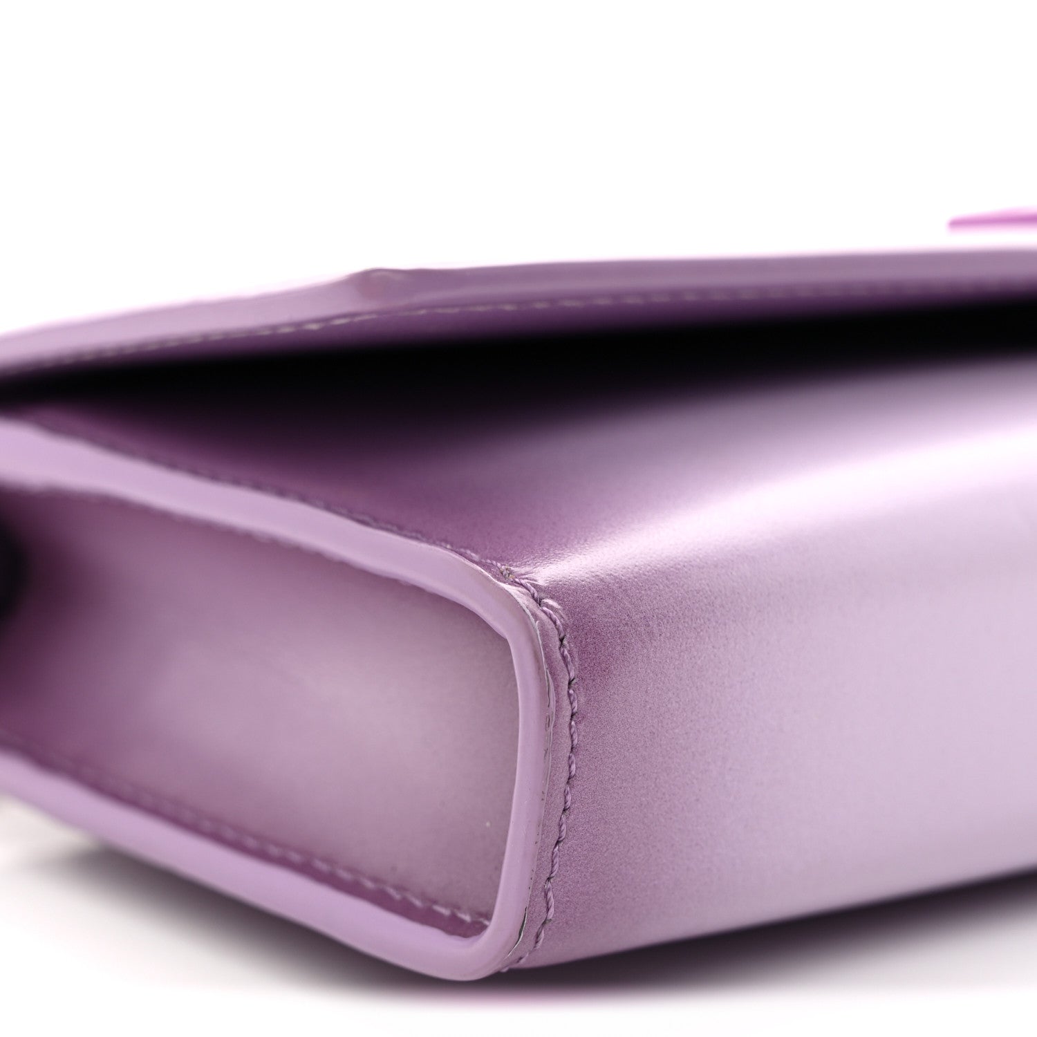 ジバンシー GIVENCHY 長財布 ガマ口 パープル Givenchy Box Calfskin Gradient Effect 4G Wallet on Chain Mauve