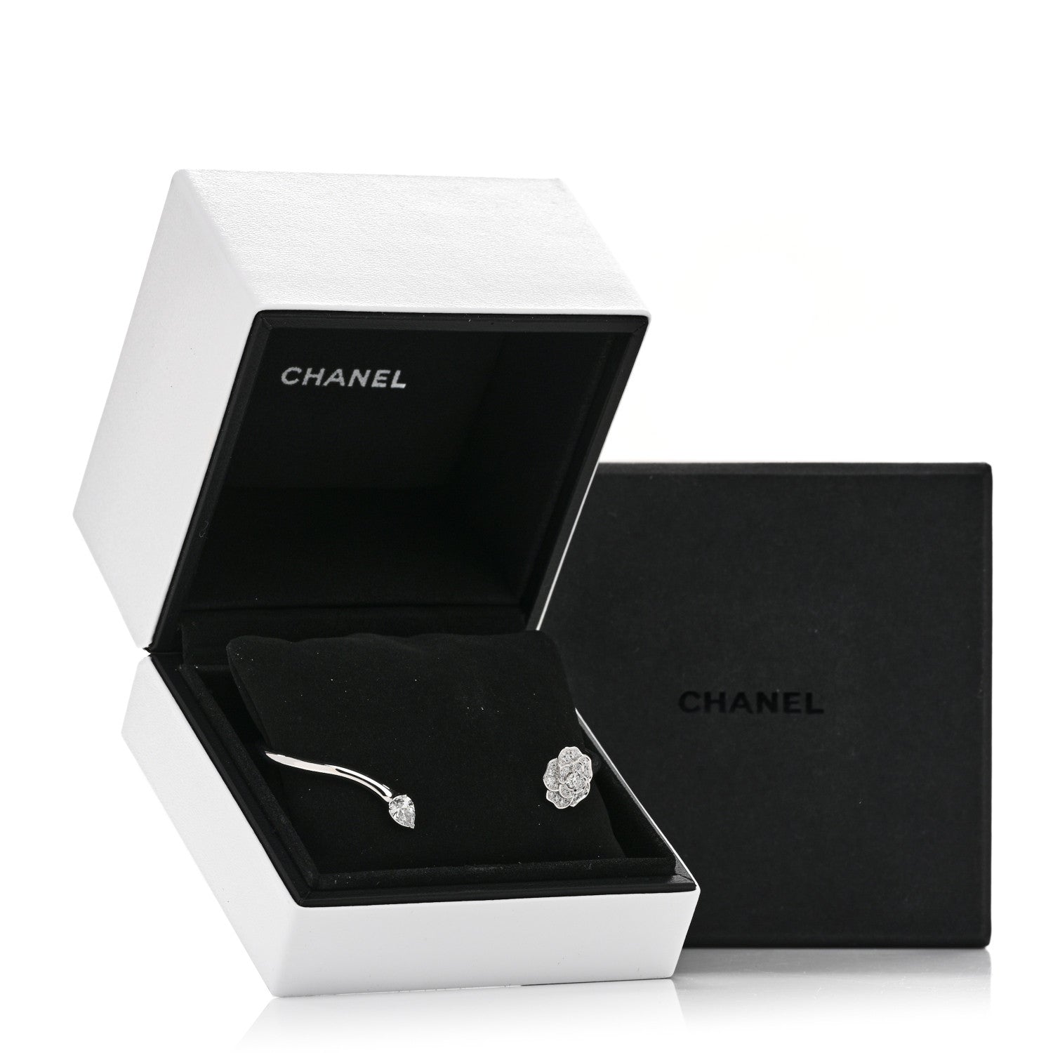 Chanel 18K White Gold Diamond Camelia Precieux Cuff Bracelet M 5 of 5