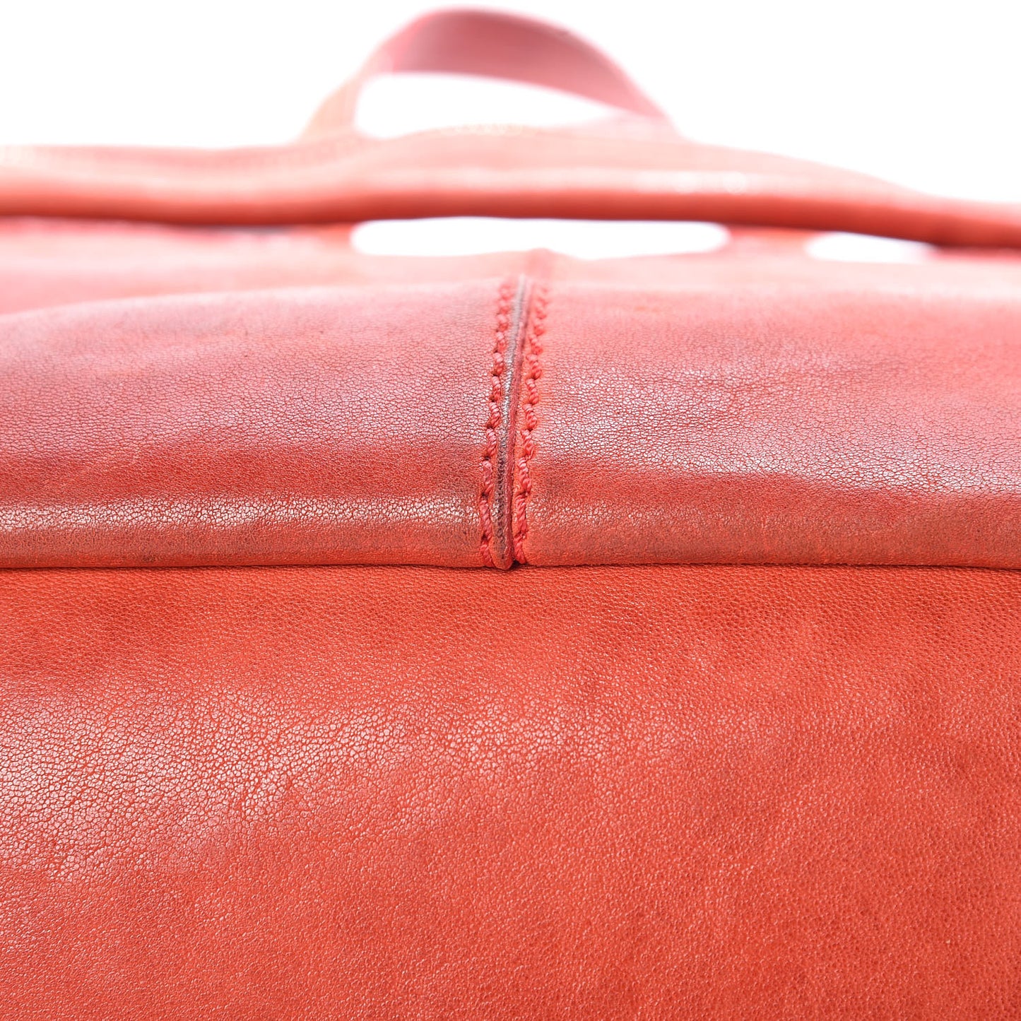Lambskin Medium Nightingale Red