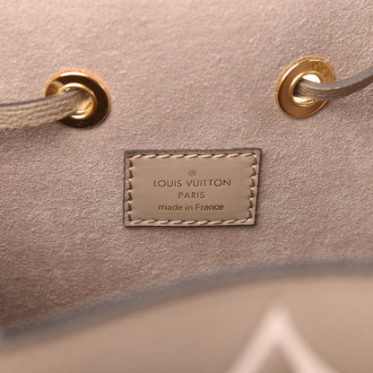 Louis Vuitton Empreinte Monogram Giant Neonoe MM Tourterelle Creme 8 of 11