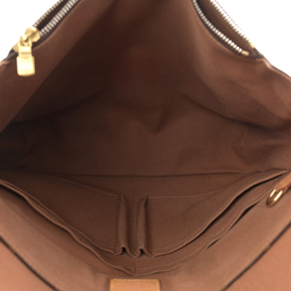 Louis Vuitton Monogram Beaubourg MM Messenger Bag 5 of 11