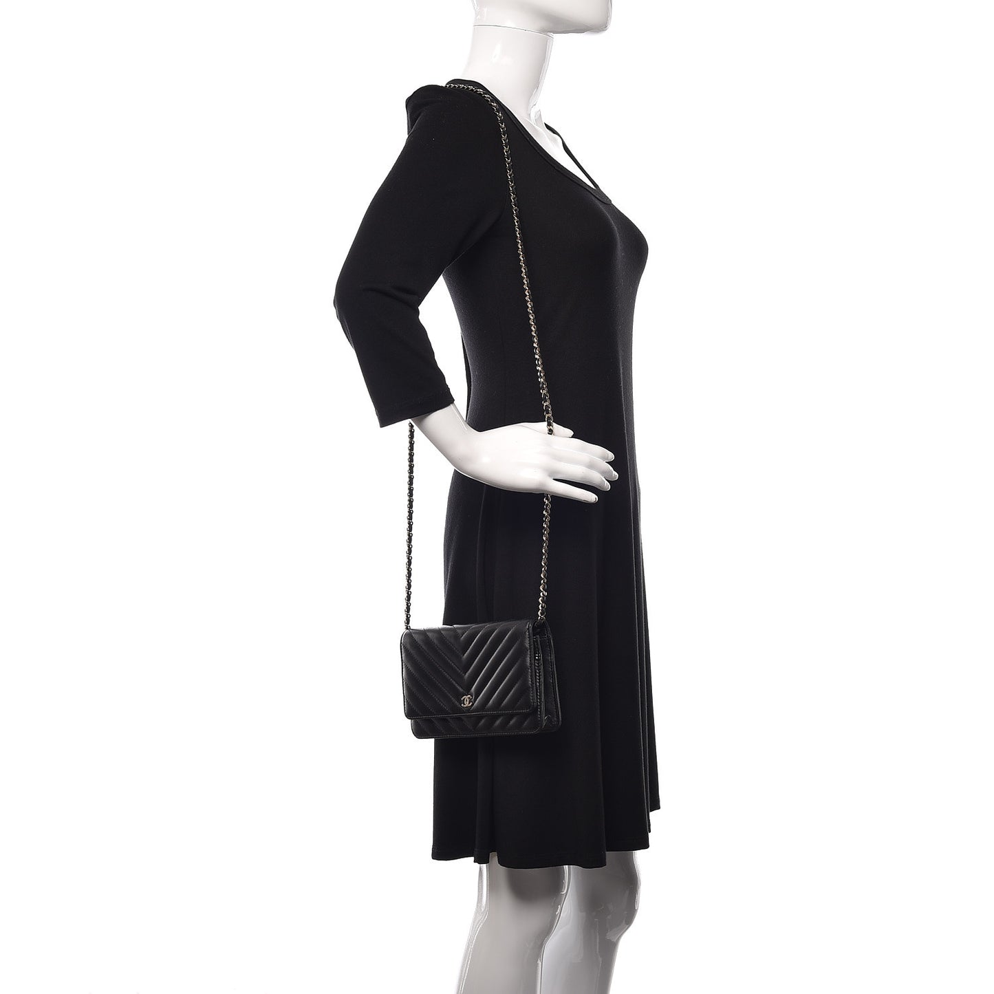 Lambskin Chevron Quilted Wallet On Chain WOC Black