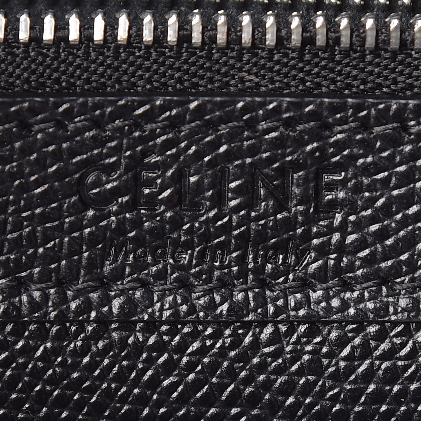 Grained Calfskin Small Vertical Cabas Black