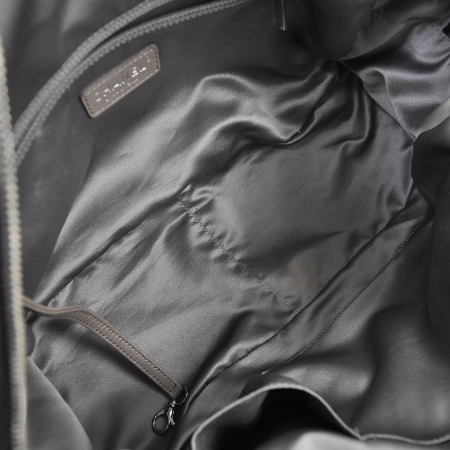 Leather Twisted Large Tote Black