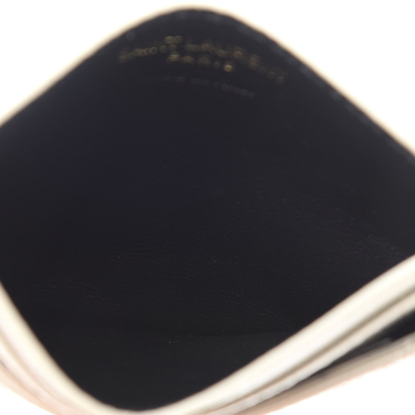 Grain De Poudre Matelasse Chevron Monogram Credit Card Case Crema Soft