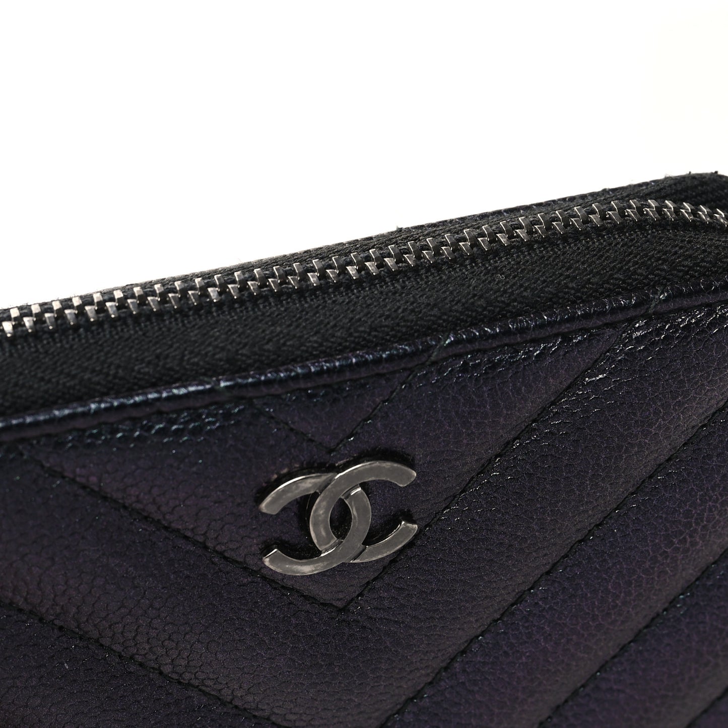 Iridescent Caviar Chevron Quilted Zip Around Coin Purse Black