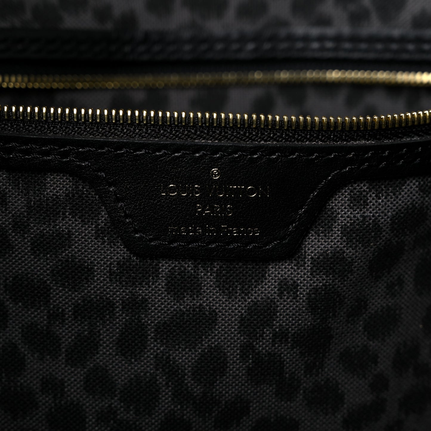 Monogram Giant Wild At Heart Neverfull MM Black