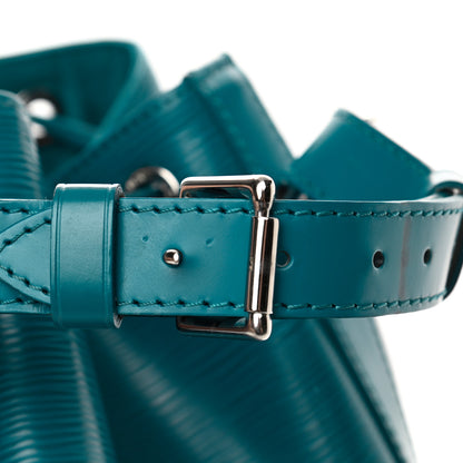 Louis Vuitton Epi Noe Cyan 17 of 20