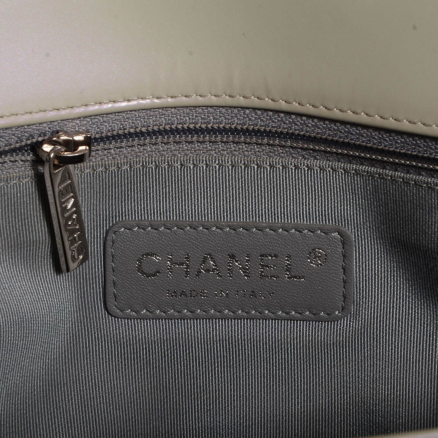 Chanel Glazed Calfskin Large Boy Flap Iridescent 5 of 7