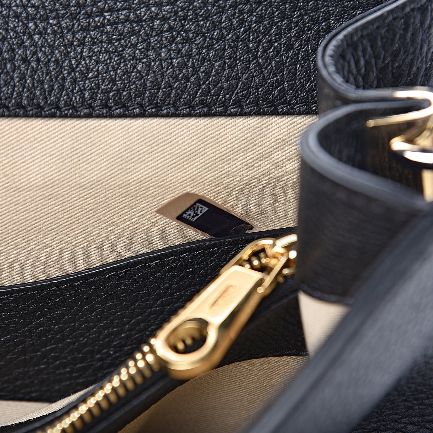 Grained Calfskin Medium Aby Day Shoulder Bag Black