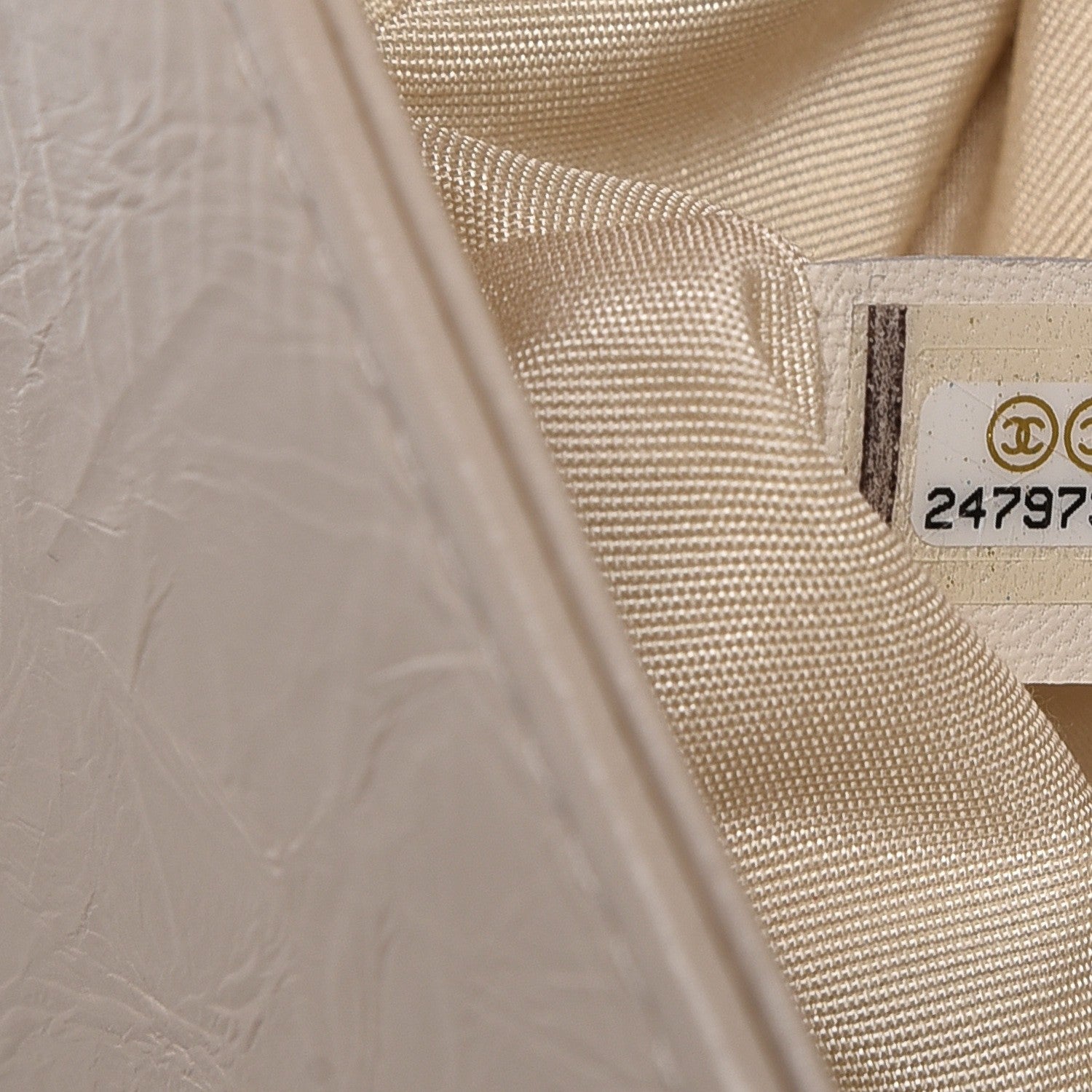 Chanel Aged Calfskin Chevron Medium Jacket Boy Flap White 7 of 7