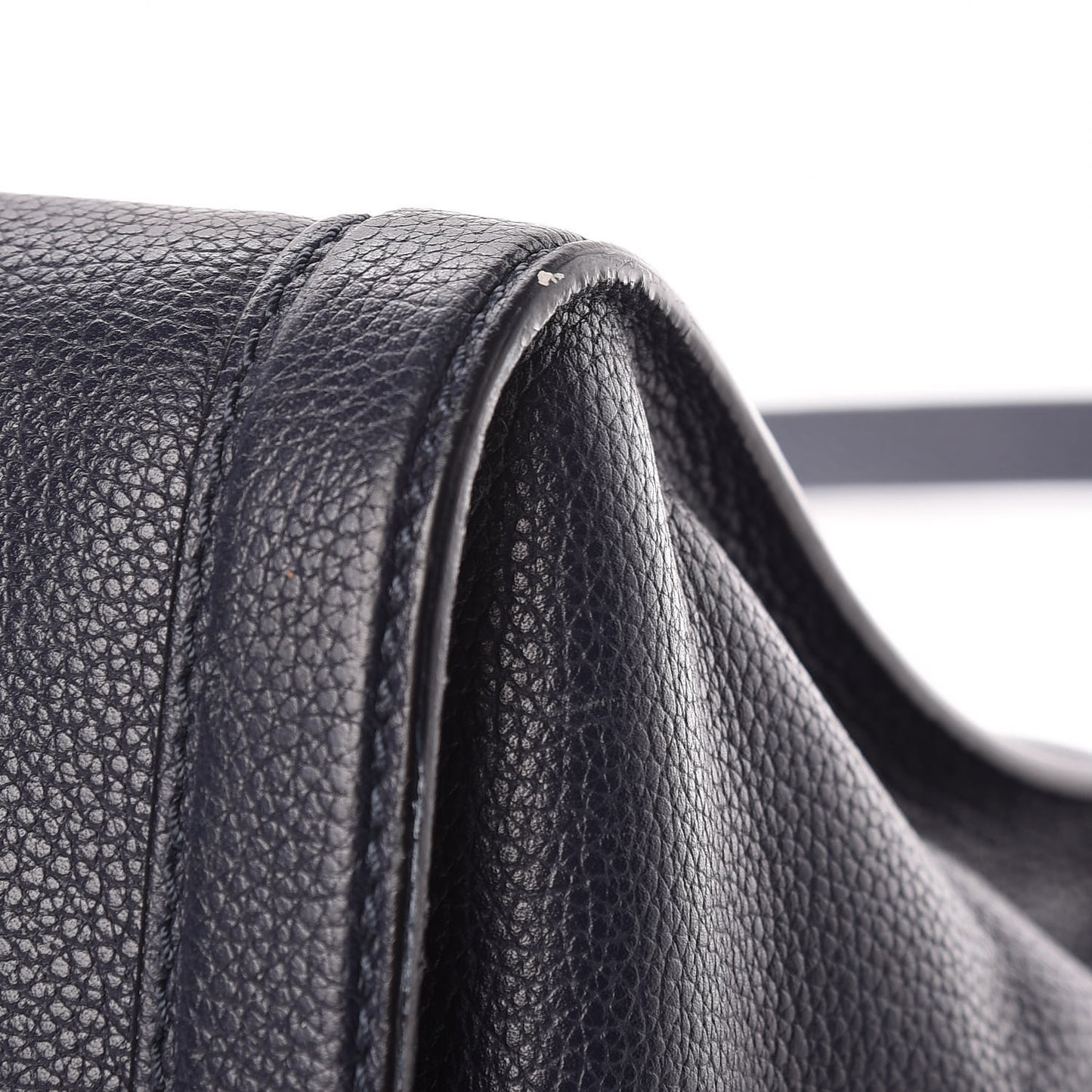 Pebbled Calfskin Small Skull Padlock Zip Around Tote Navy