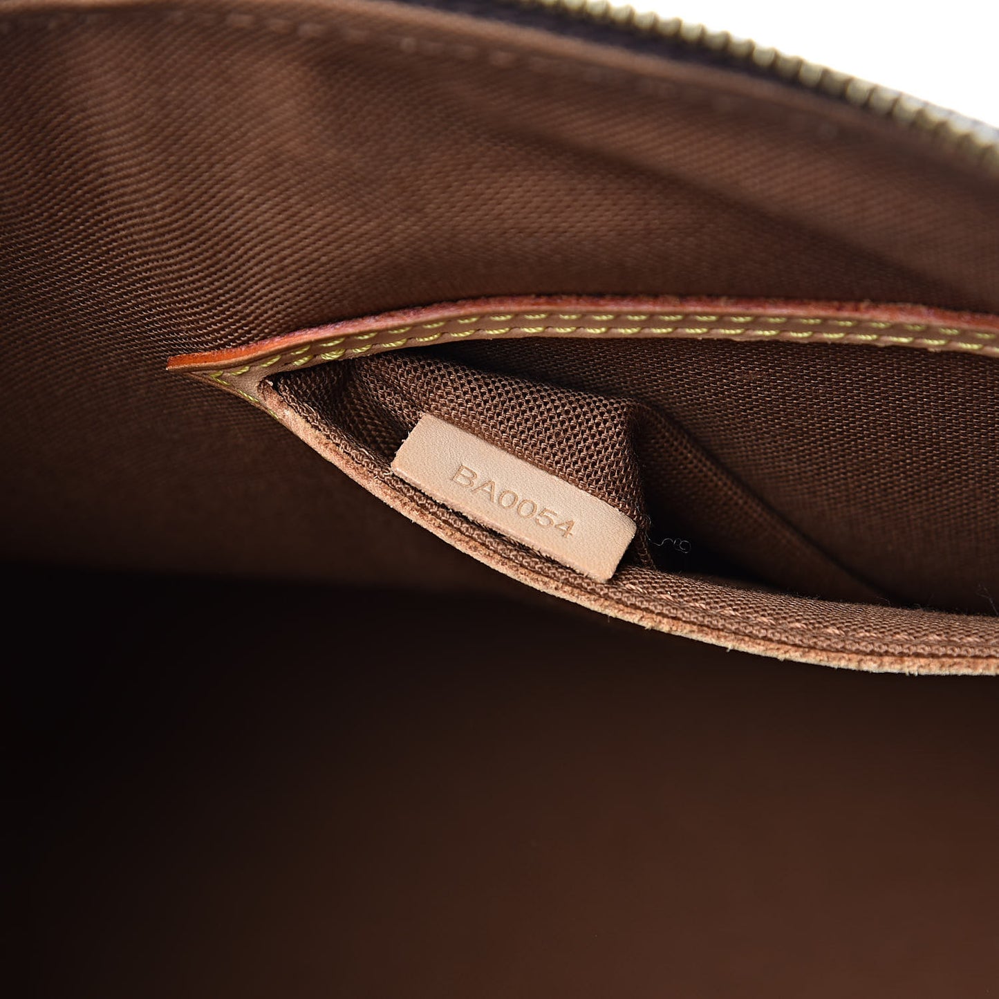 Monogram Alma PM