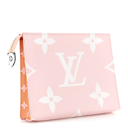 Louis Vuitton Monogram Giant Toiletry Pouch 26 Rouge 3 of 8