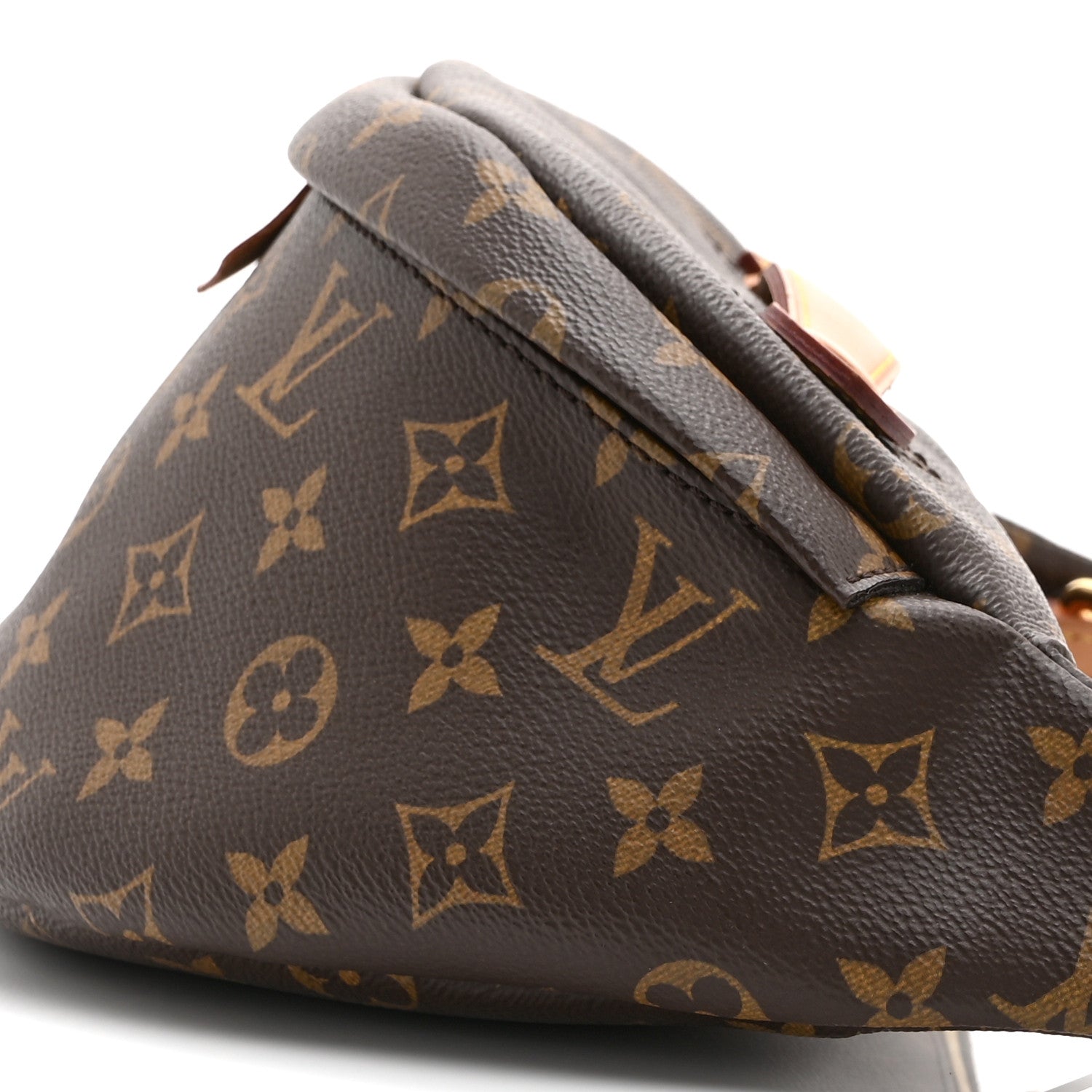 Louis Vuitton Monogram Bumbag 8 of 8