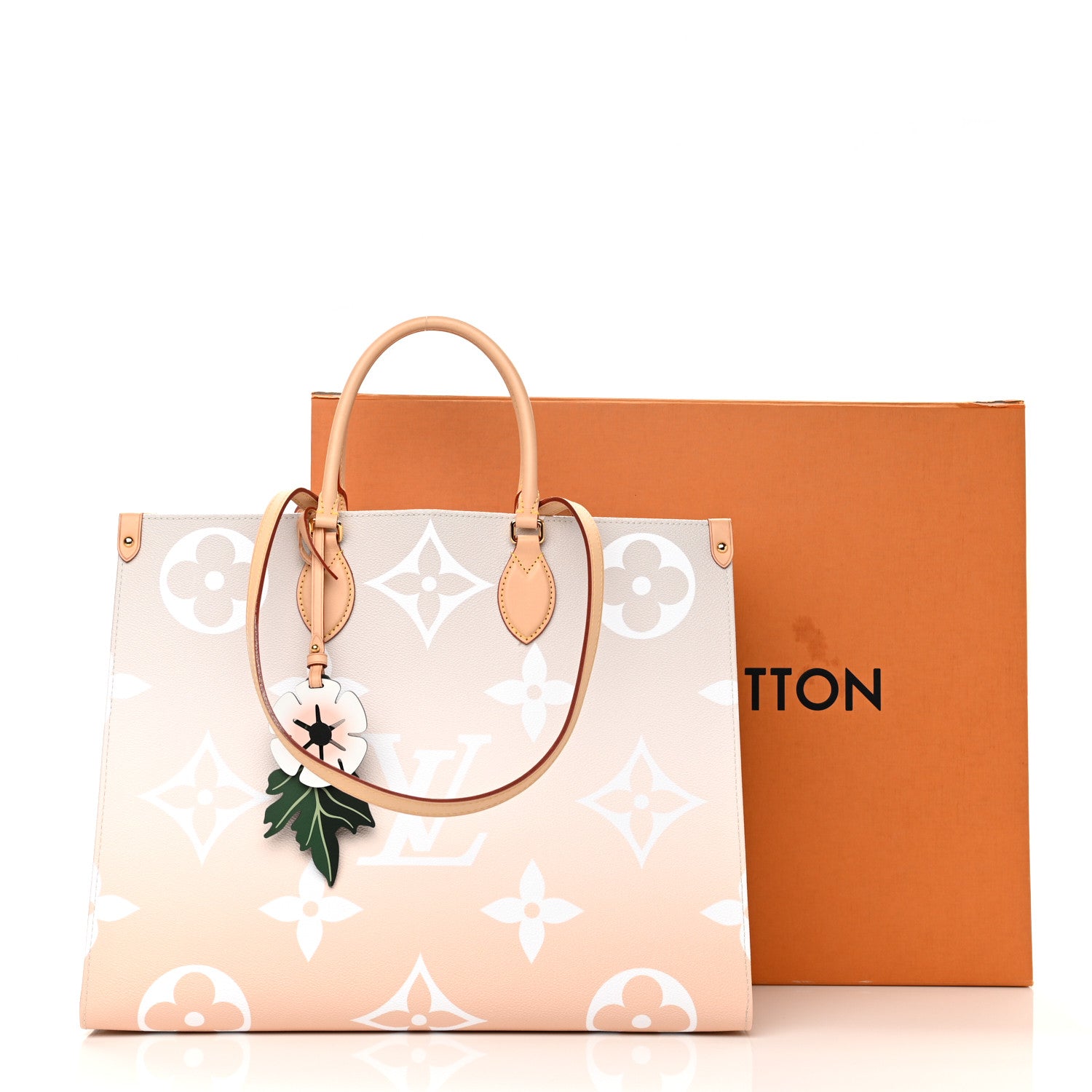 Louis Vuitton Monogram Giant By The Pool Onthego GM Brume 11 of 11