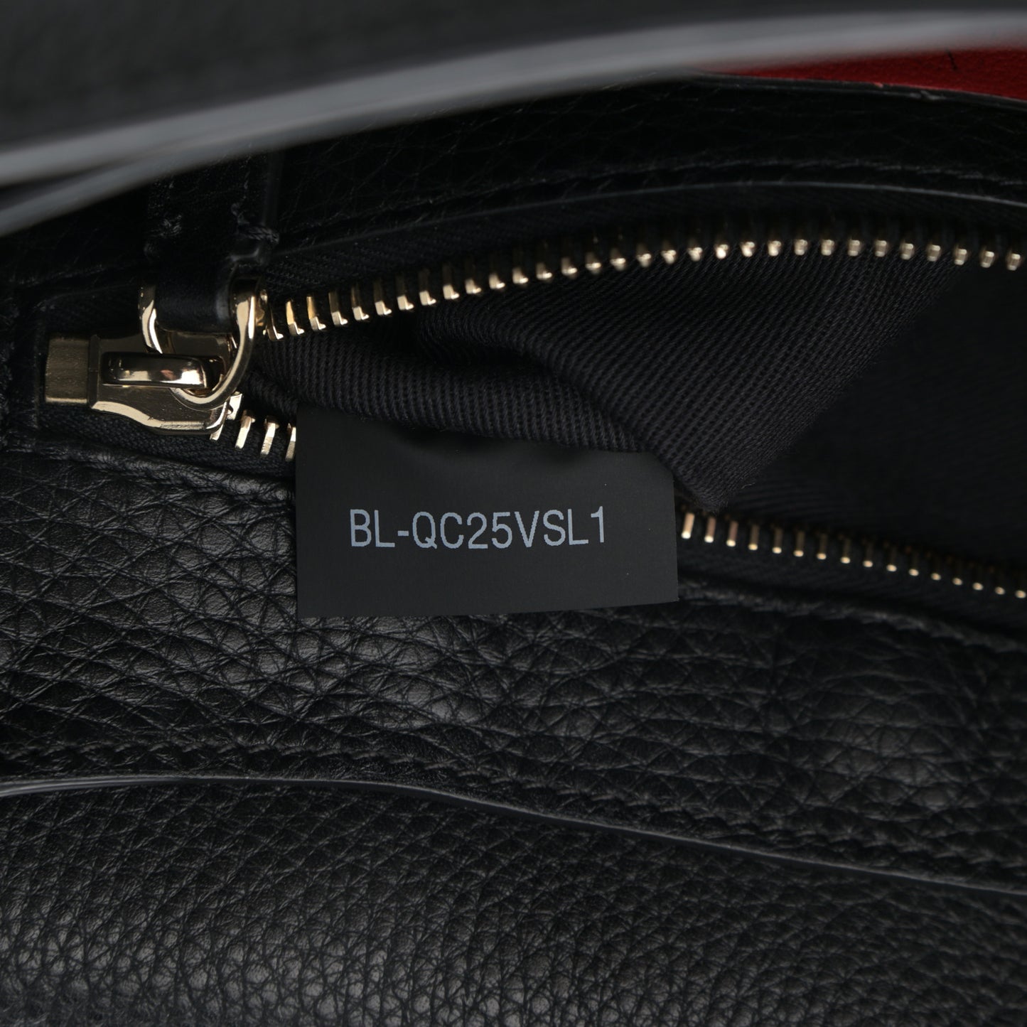 Pebbled Calfskin Medium Rockstud Flap Saddle Bag Black