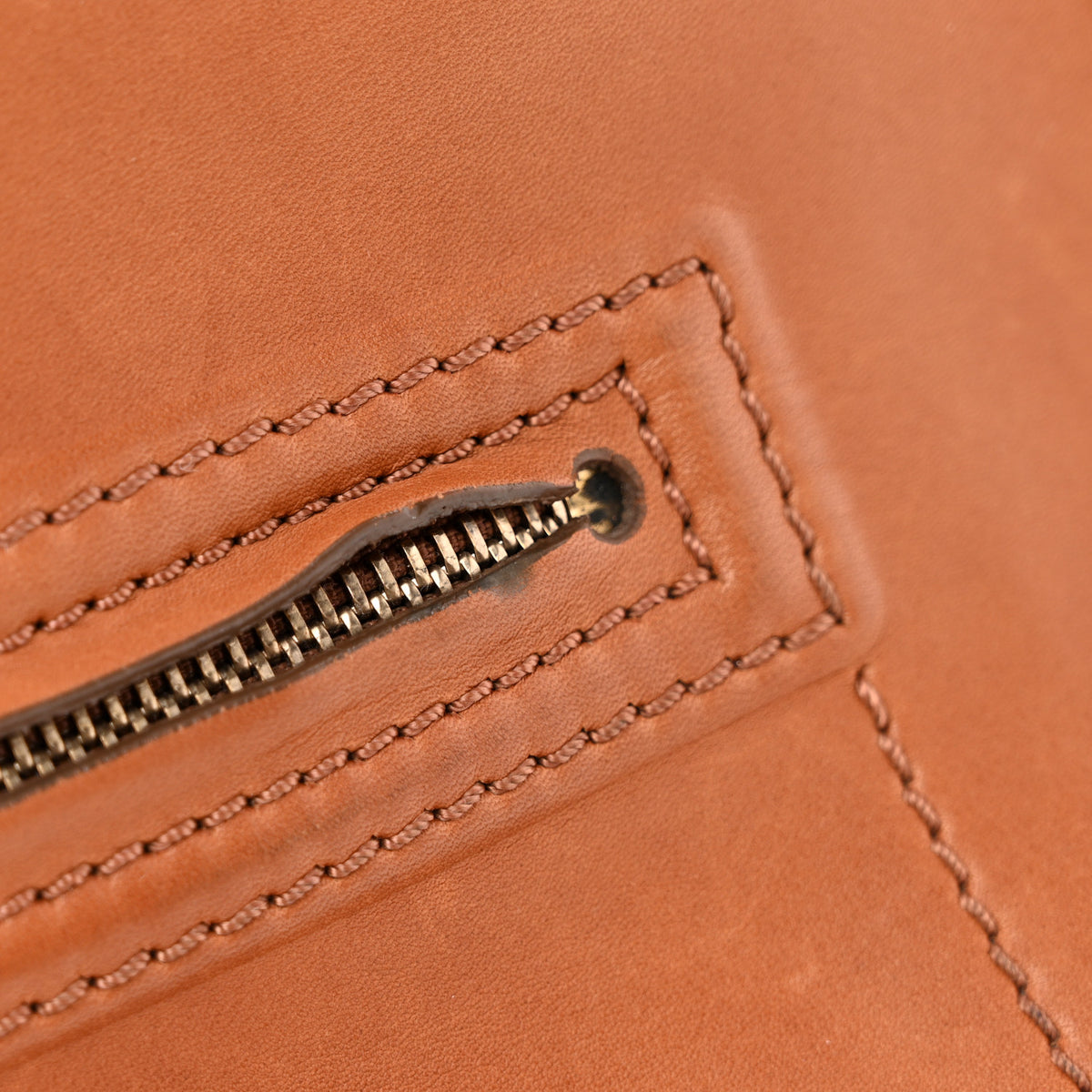 Natural Calfskin Medium Phantom Luggage Tan