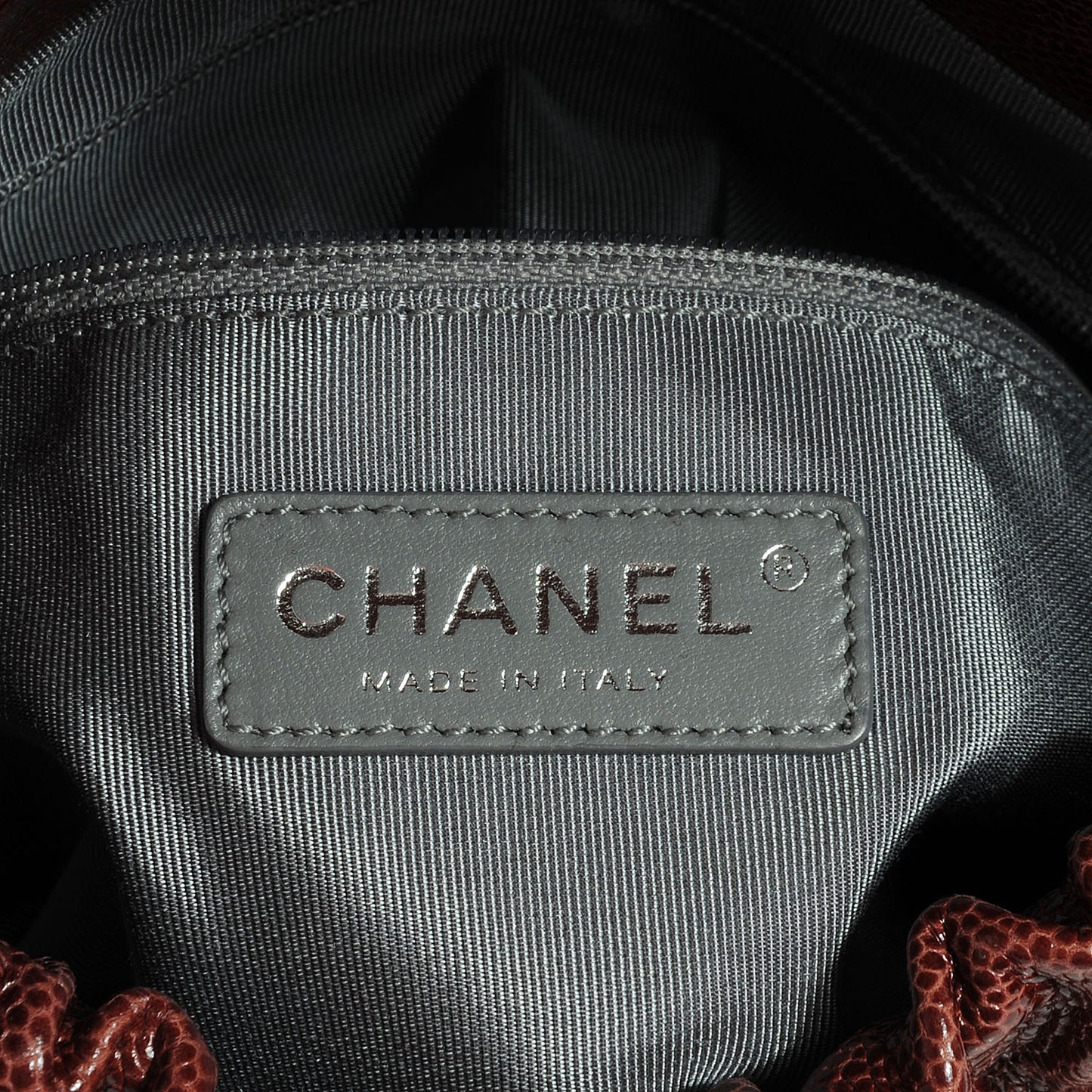Caviar Quilted Medium Elastic Flap Bordeaux