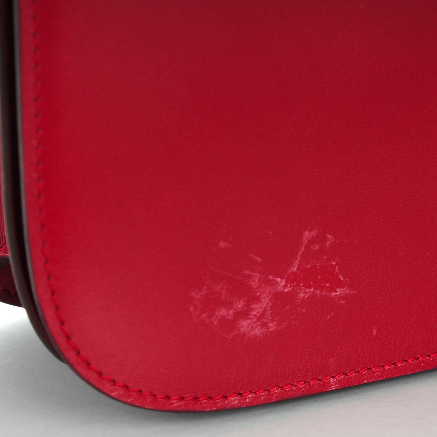 Box Calfskin Medium Classic Box Flap Bag Red