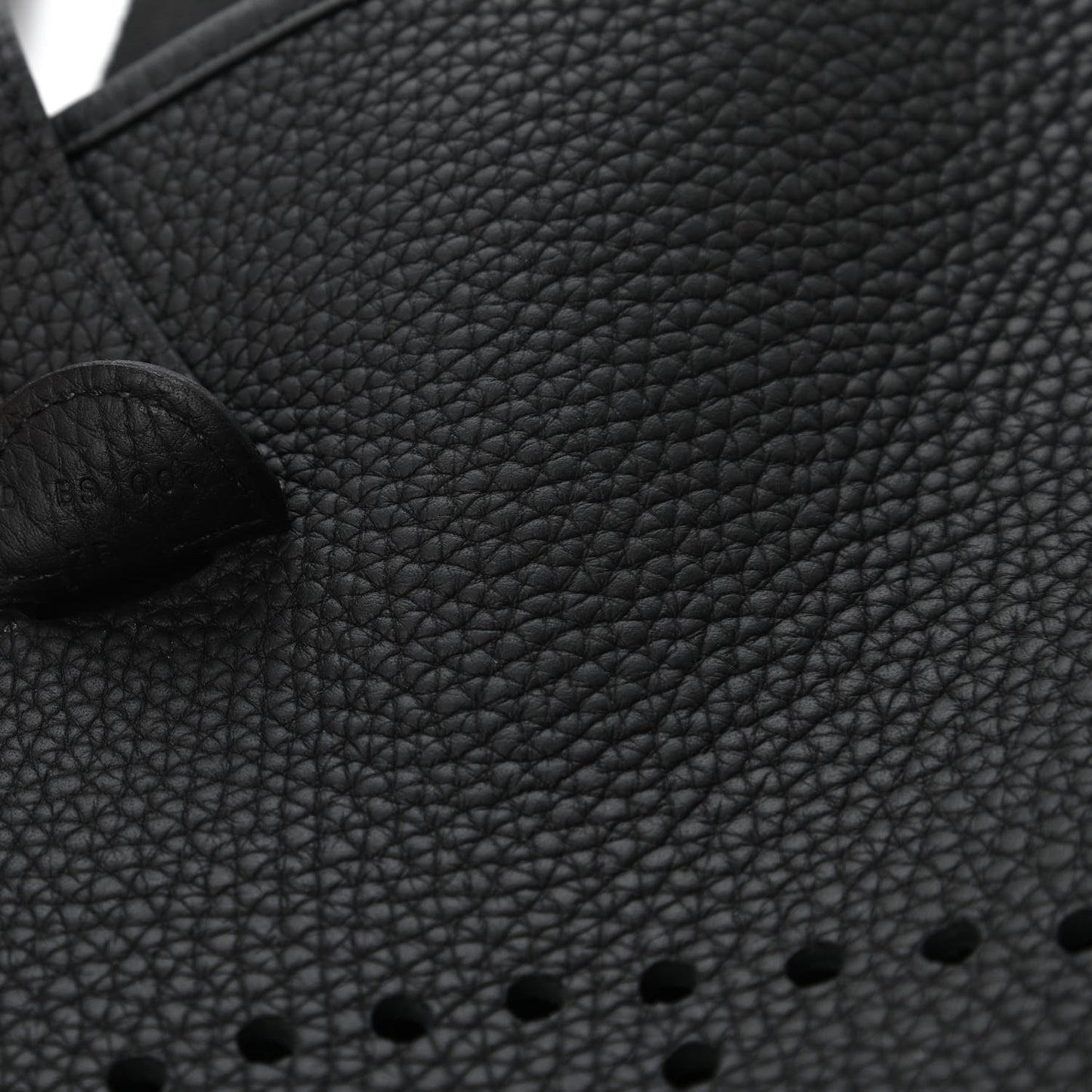 Taurillon Clemence Evelyne III PM Black