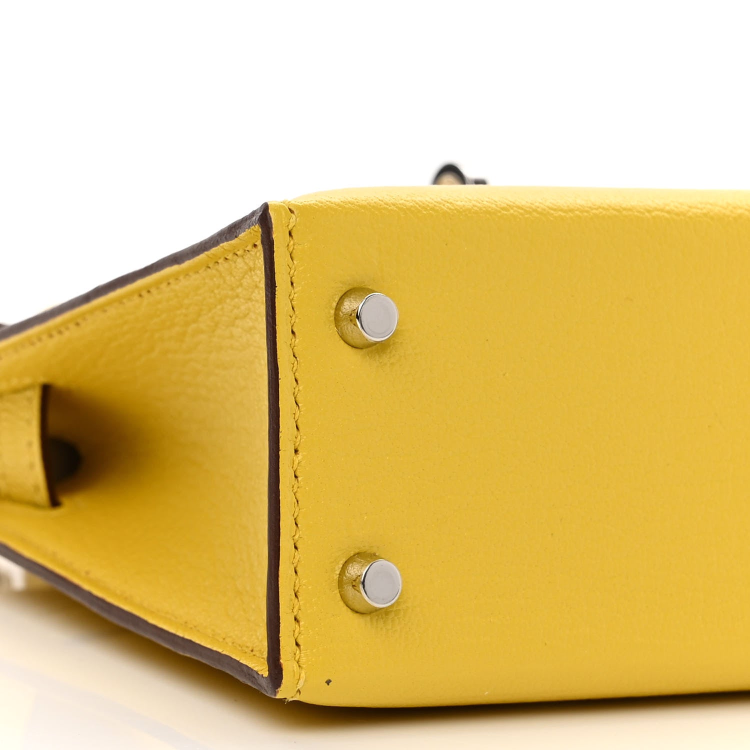 Hermes Chevre Mysore Verso Mini Kelly Sellier 20 Jaune De Naples Nata 9 of 11