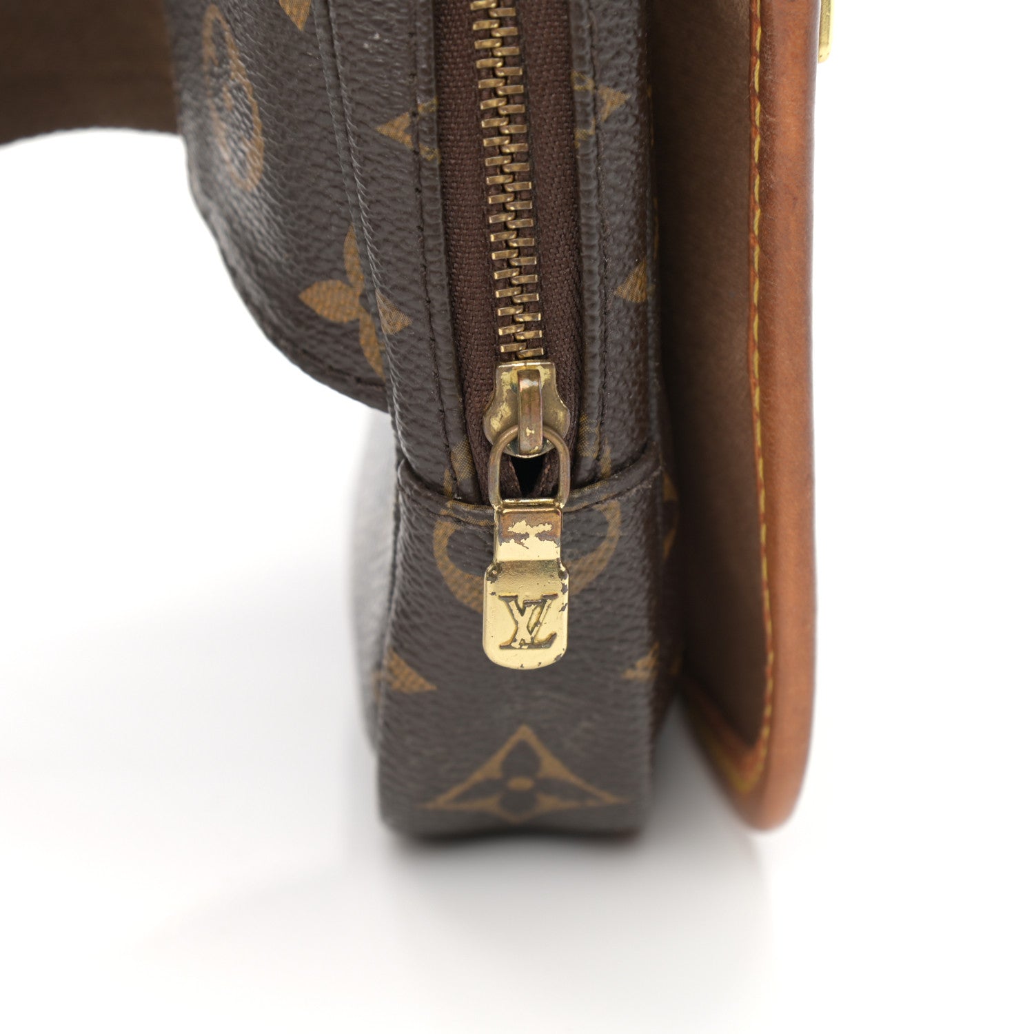 Louis Vuitton Monogram Bosphore Bum Bag 18 of 20